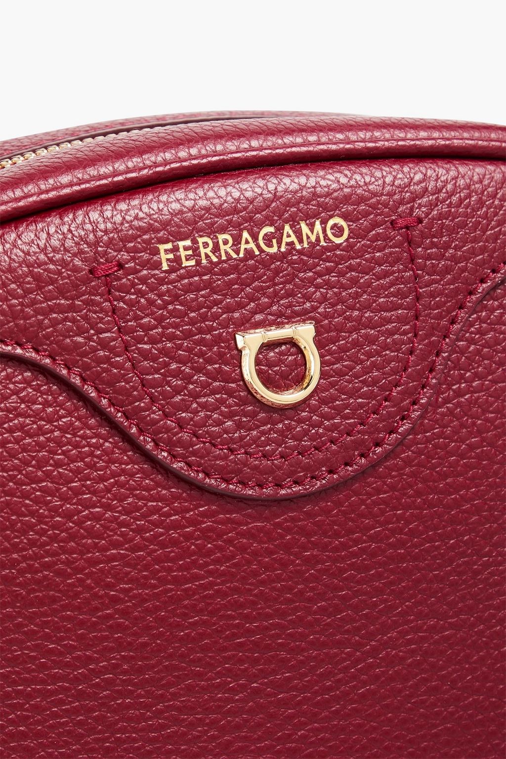 FERRAGAMO حقيبة كتف من الجلد المُحبّب