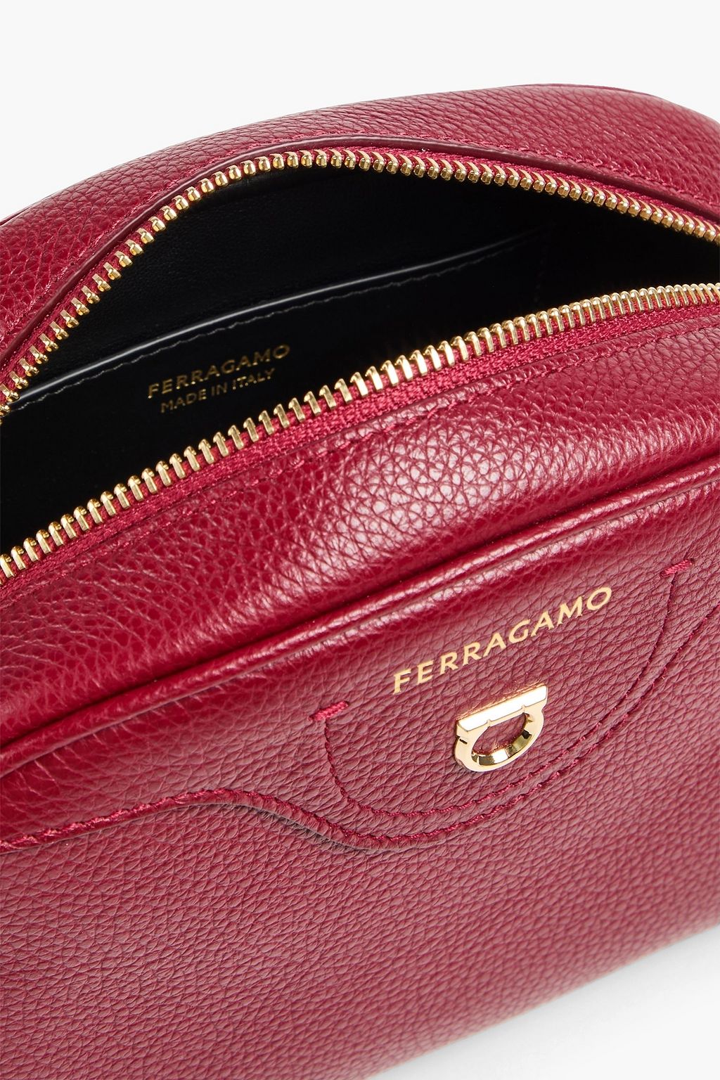FERRAGAMO حقيبة كتف من الجلد المُحبّب