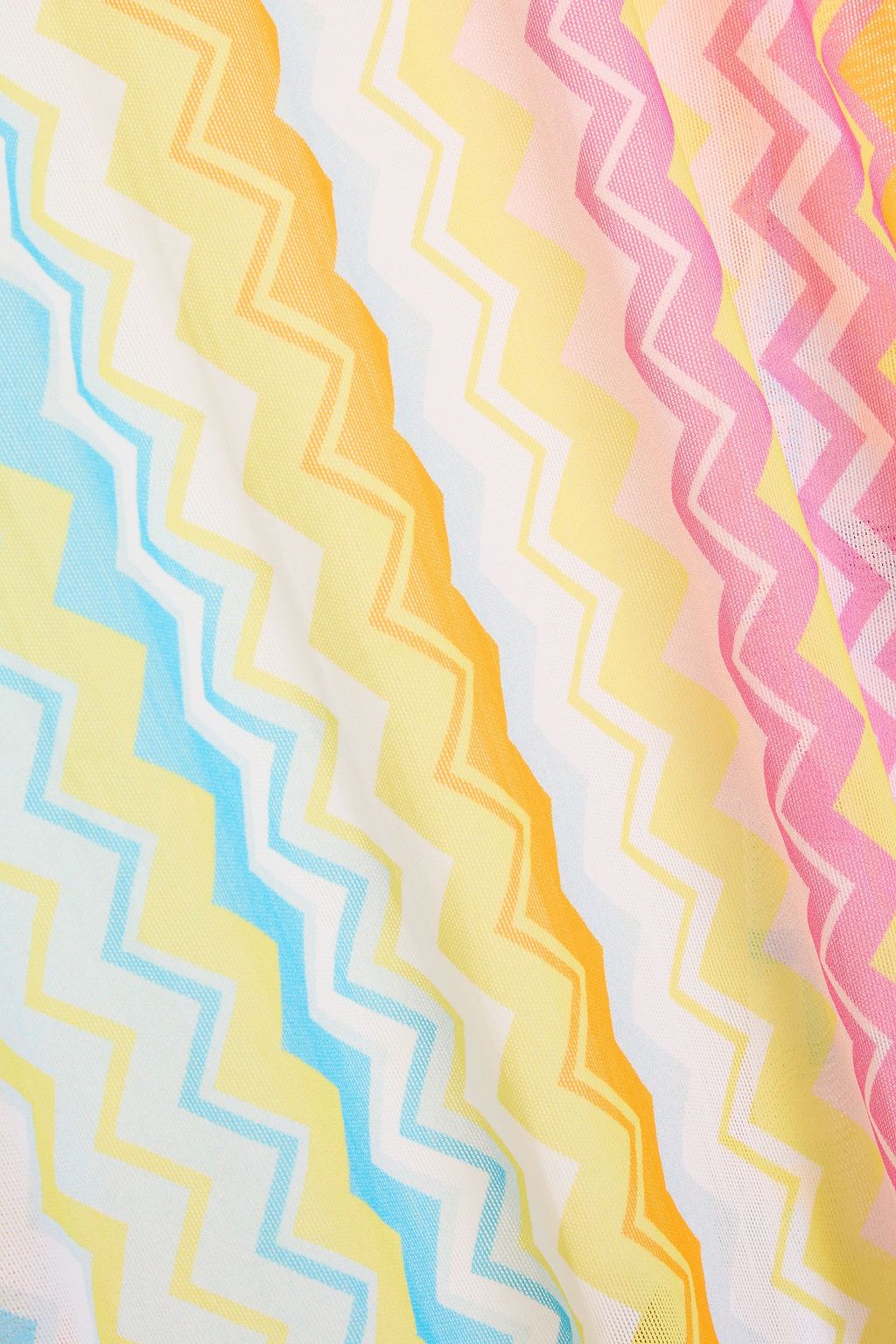 MISSONI فستان طويل بياقة هالتر الدائرية من التول المطاطي مزين بطبعات