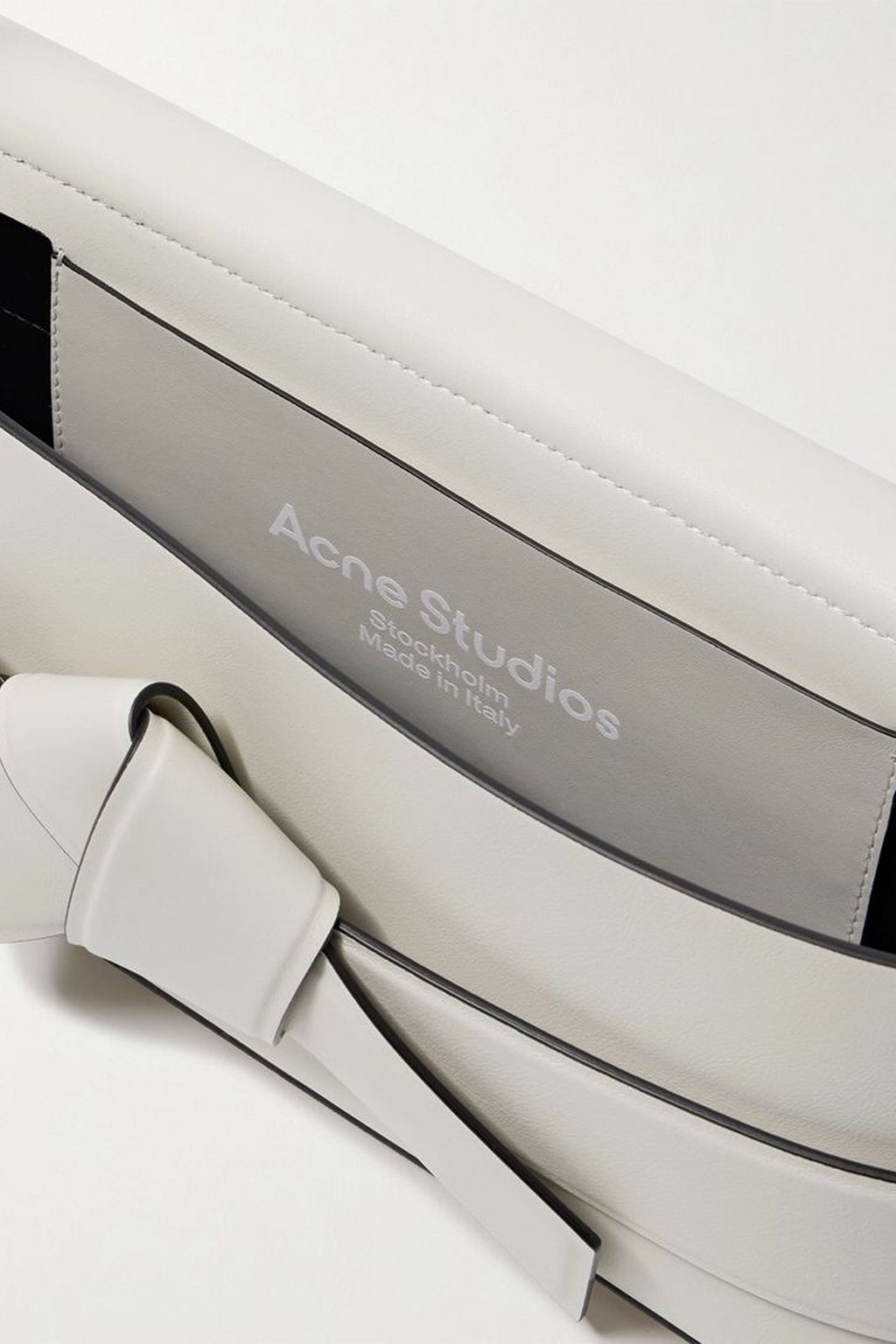 ACNE STUDIOS Knotted leather shoulder bag