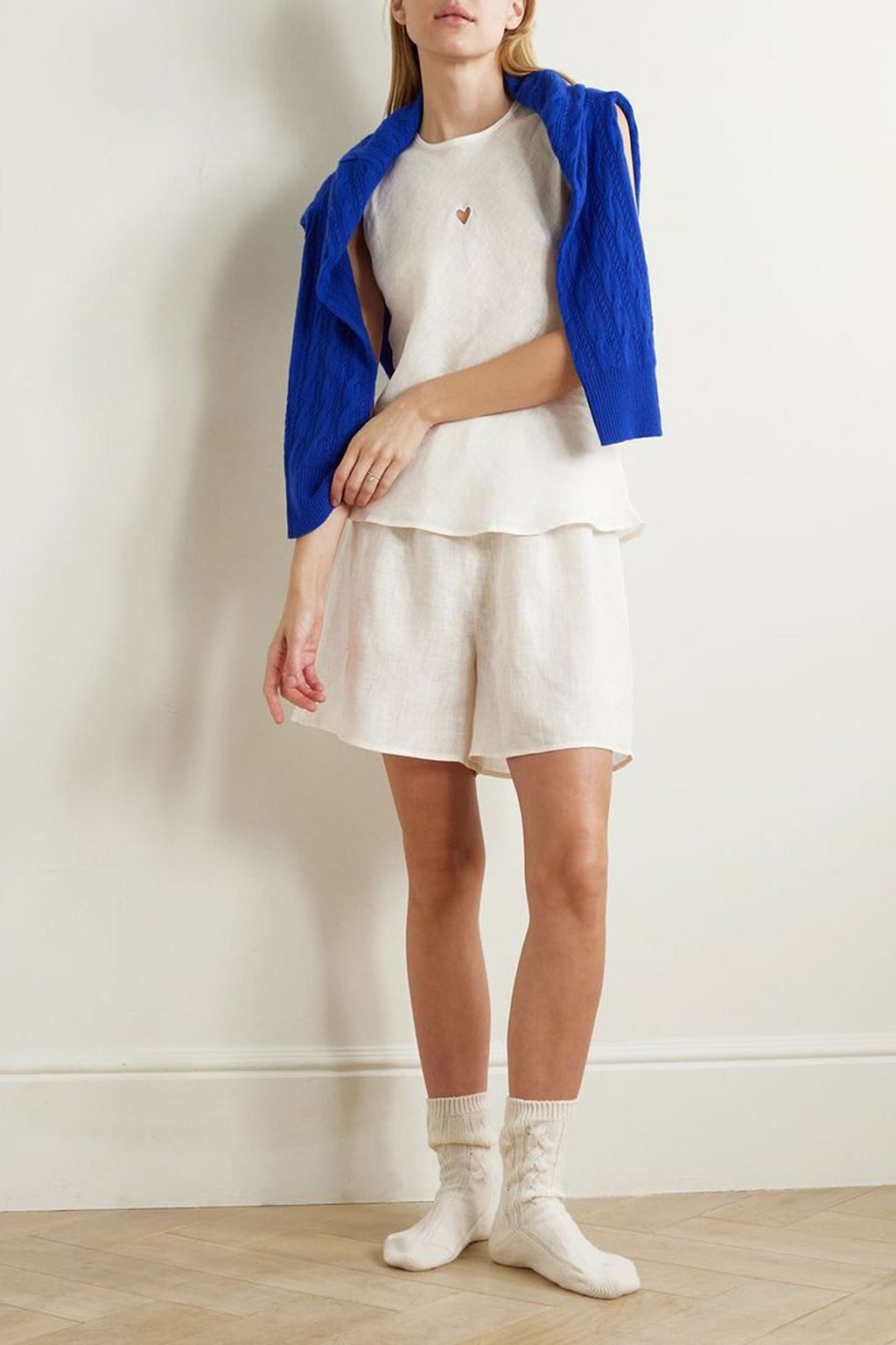 BASERANGE Cutout linen tank