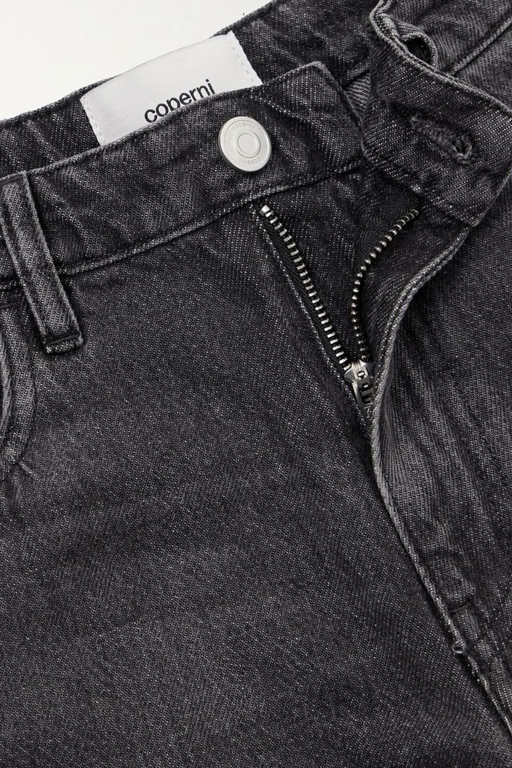 COPERNI بنطال جينز مستقيم الساقين وخصر متوسّط الارتفاع بقطع قماشية