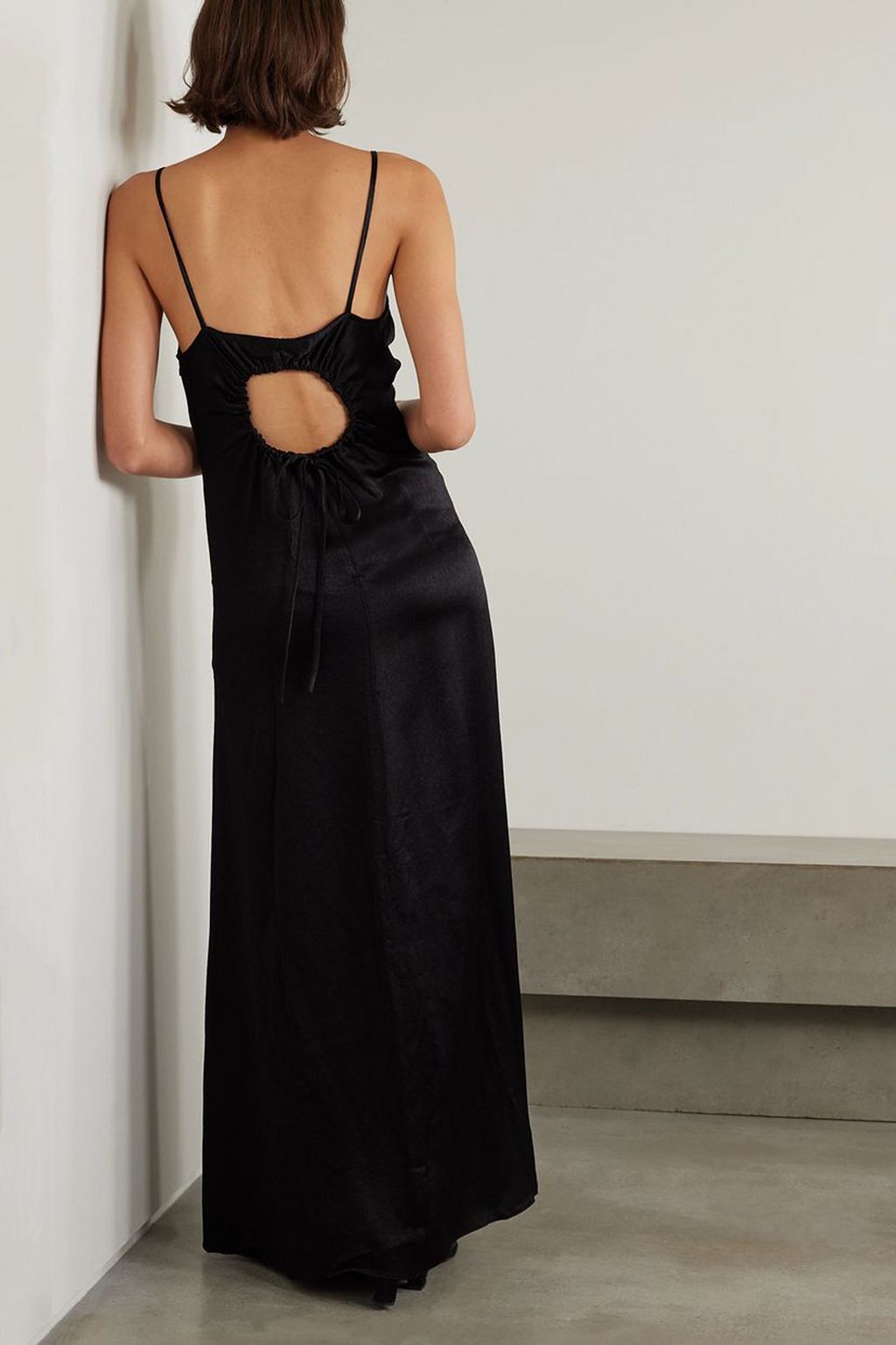 PROENZA SCHOULER PSWL فستان طويل "هاربر" من ساتان كريب بتصميم مزموم وقصات