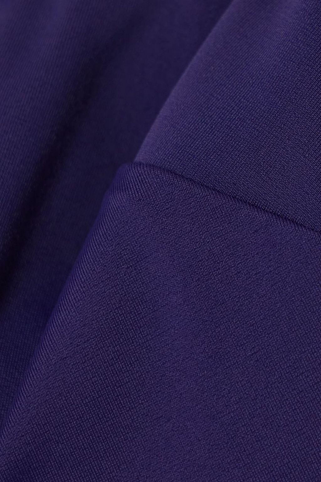 FORM AND FOLD قطعة بيكيني علوية D-G The Crop بأسلاك سفلية