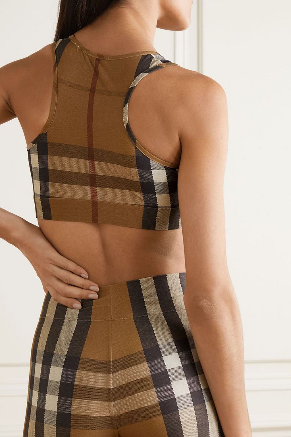BURBERRY بلوزة قصيرة من الجيرسي المطّاط بنقشة المربّعات