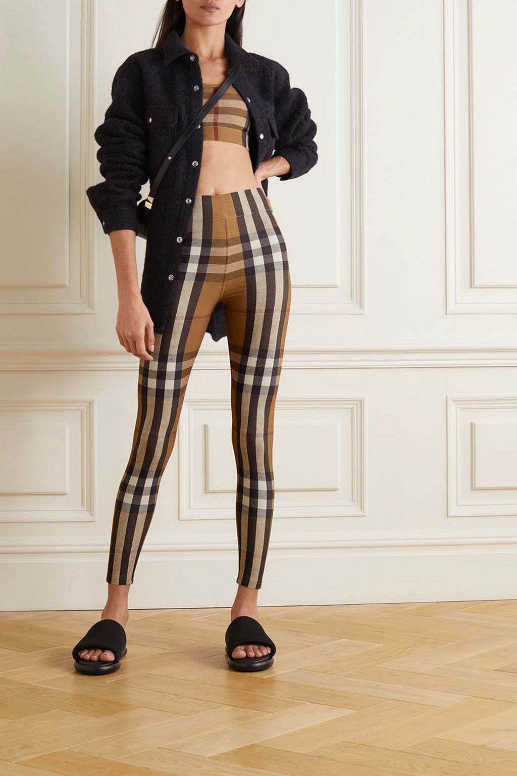 BURBERRY بلوزة قصيرة من الجيرسي المطّاط بنقشة المربّعات