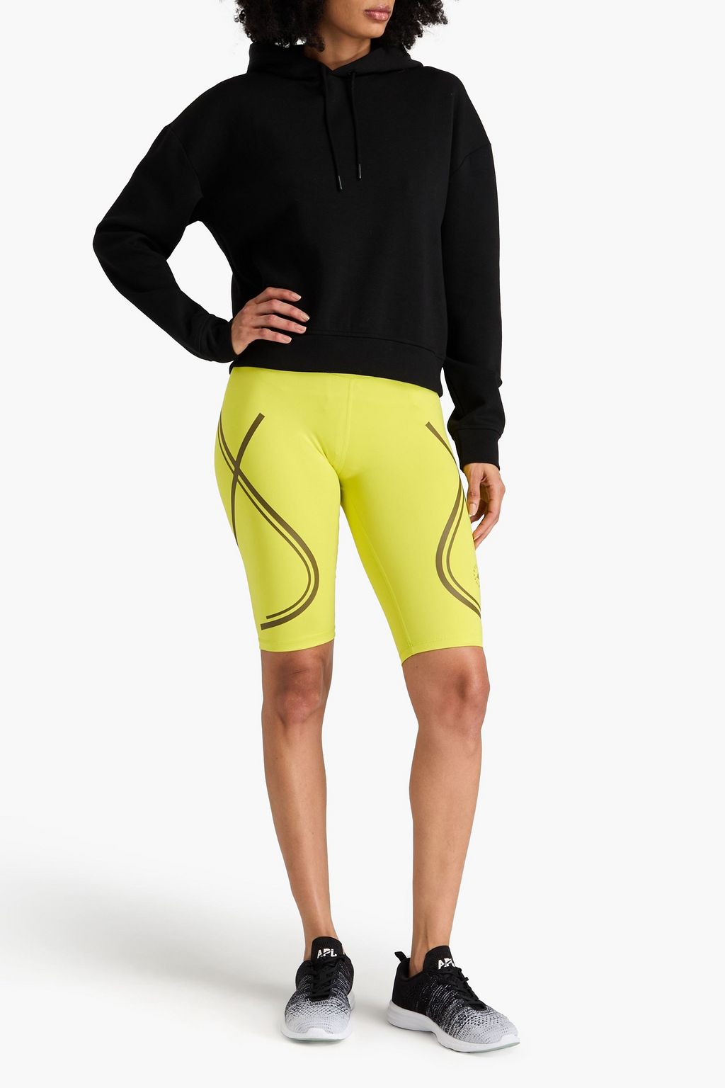 ADIDAS BY STELLA MCCARTNEY شورت لركوب الدراجات مصنوع من نسيج مطاطي ومزين بطبعات