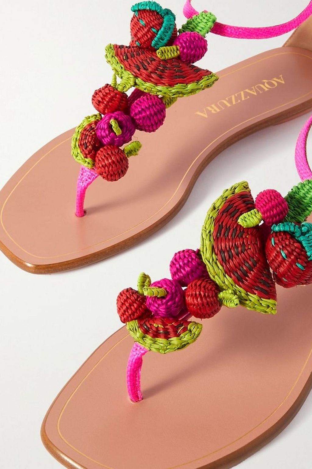 AQUAZZURA 스트로베리 펀치 장식 우븐 라피아 샌들