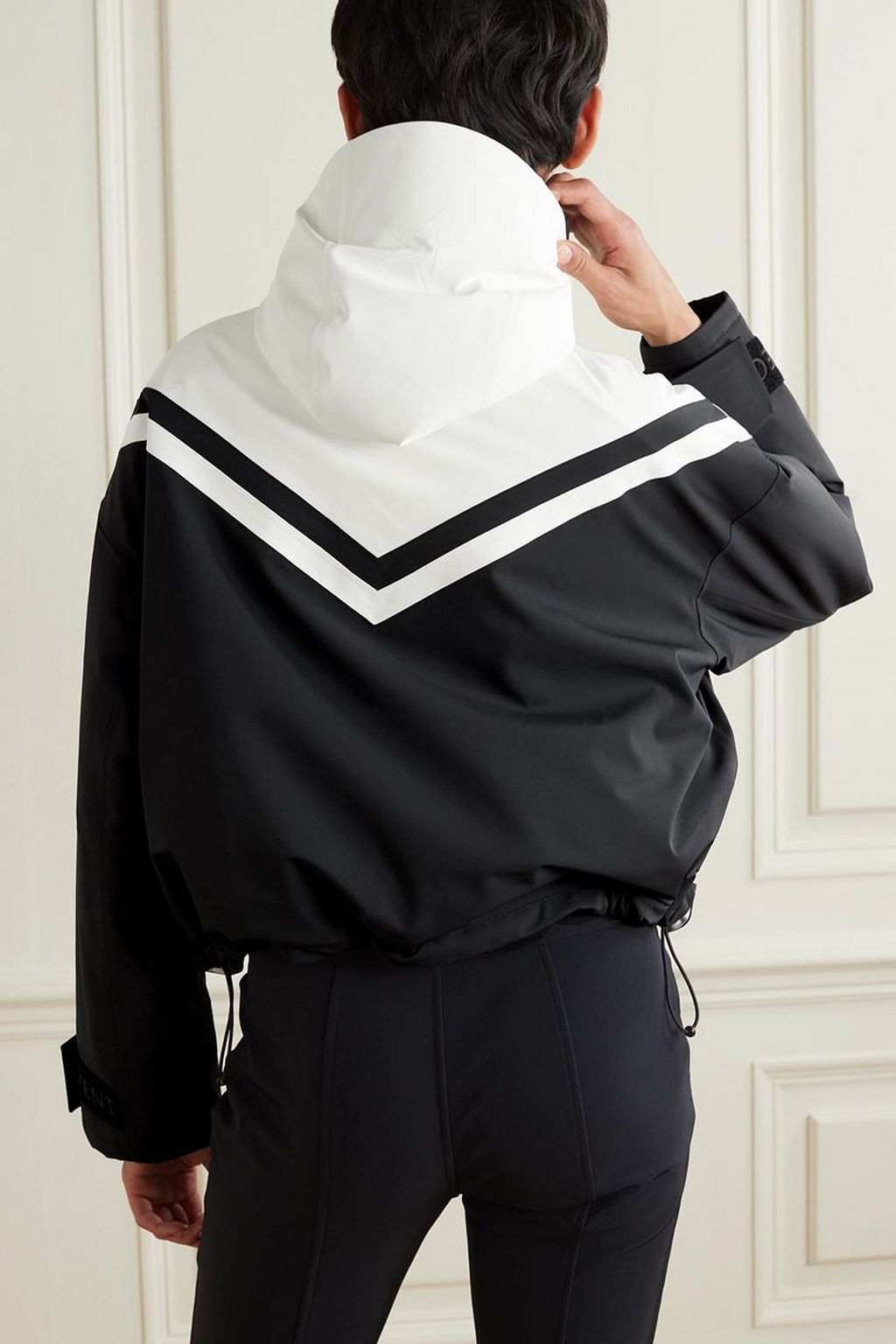 PERFECT MOMENT Calea two-tone hooded ski jacket