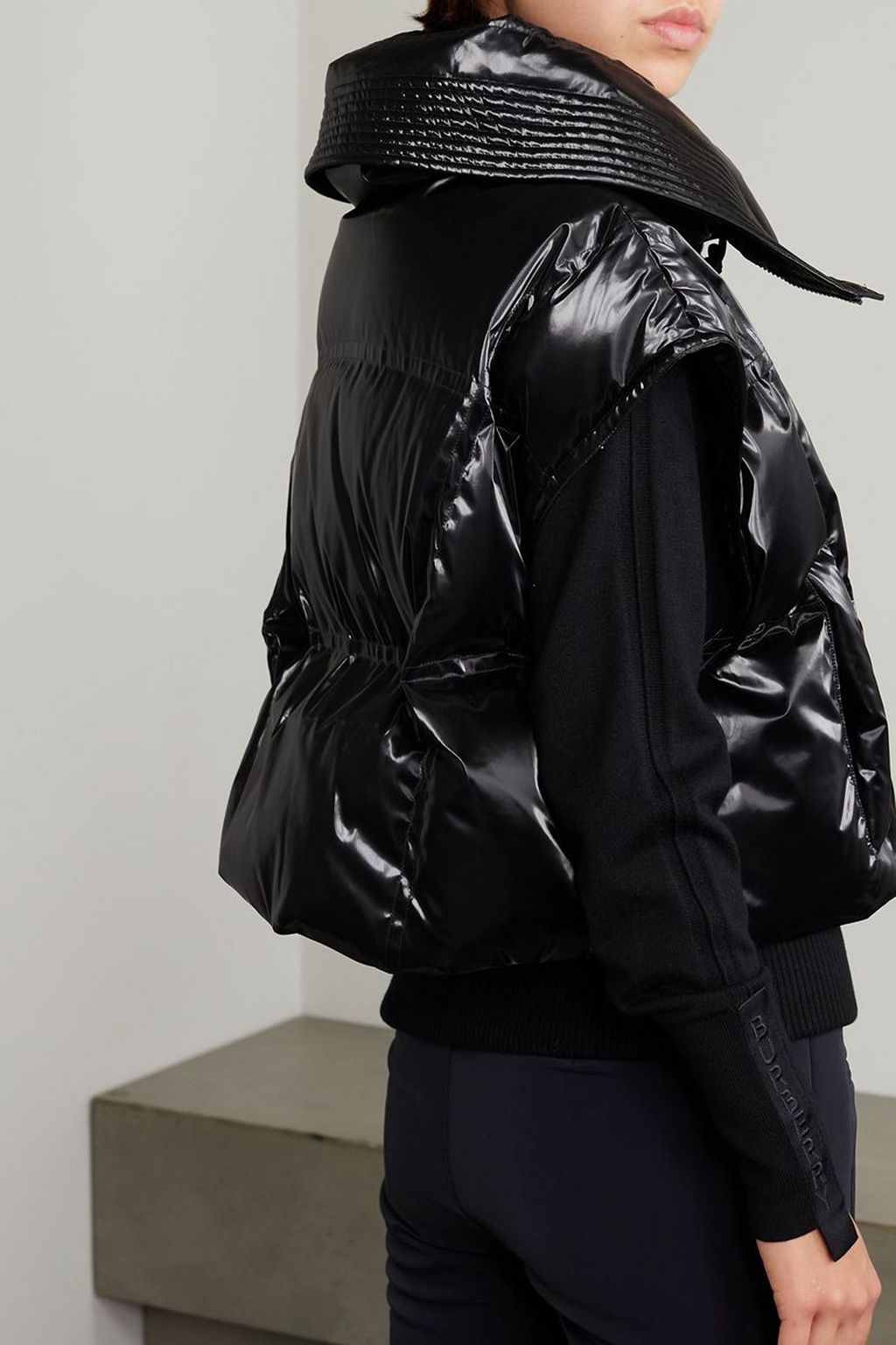 PERFECT MOMENT Glossed quilted shell vest