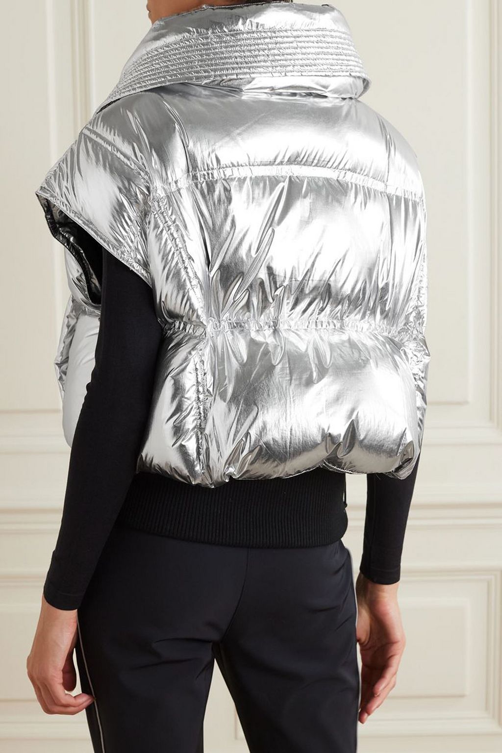 PERFECT MOMENT Metallic quilted shell vest