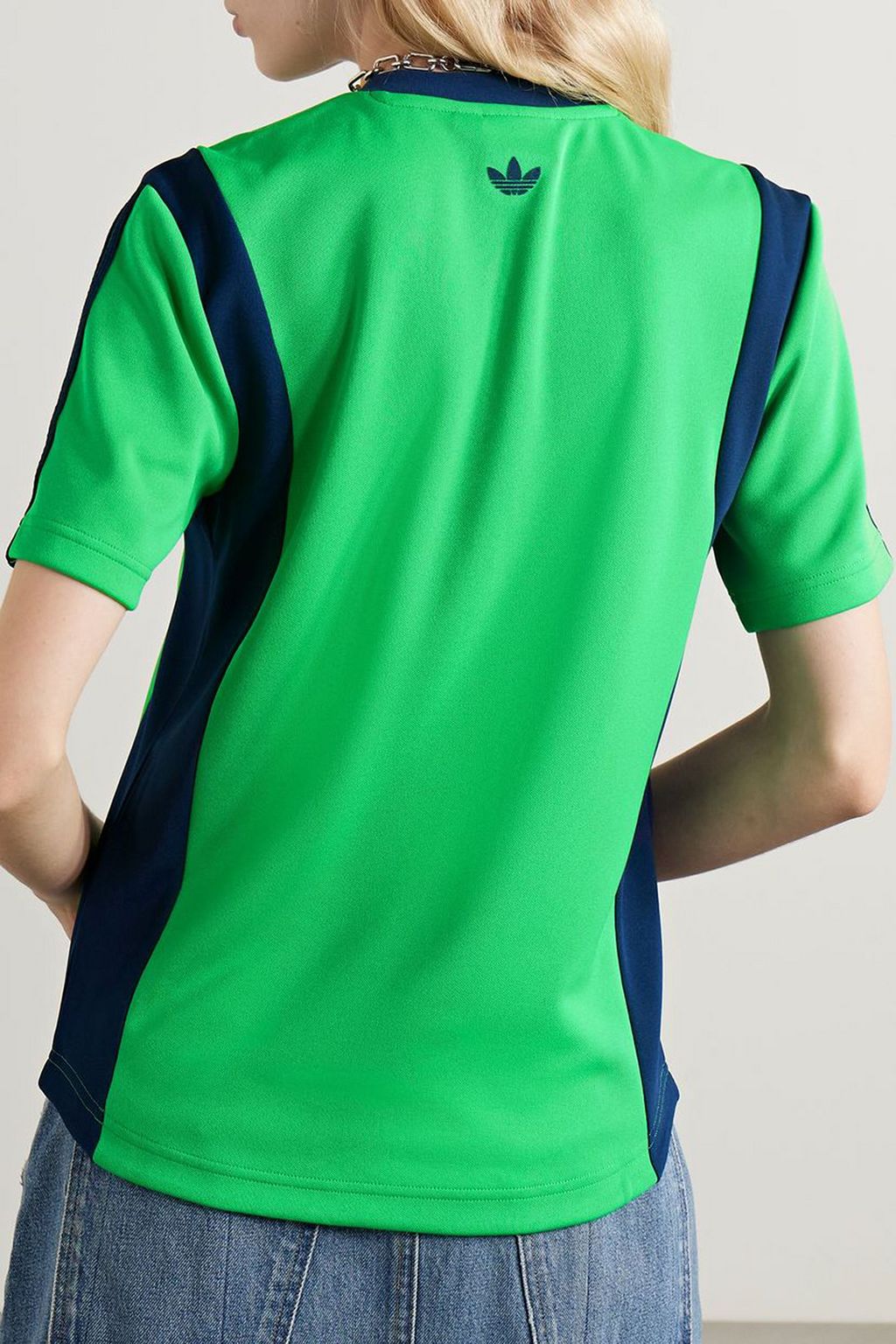 ADIDAS ORIGINALS BY WALES BONNER تي شيرت من قطن بيكيه بنمط مخطط
