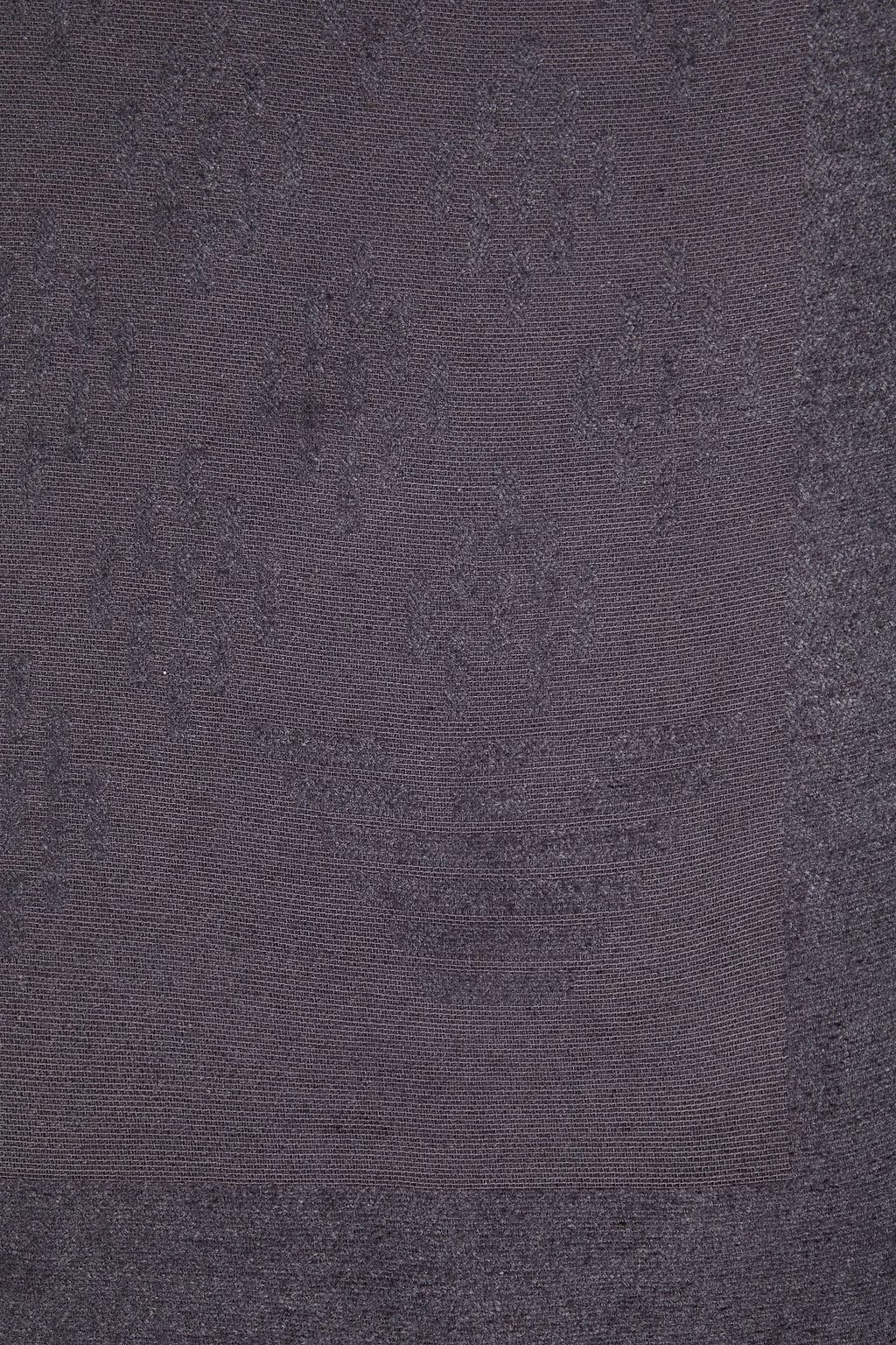 EMPORIO ARMANI وشاح من الجاكار مزين بشرّابات