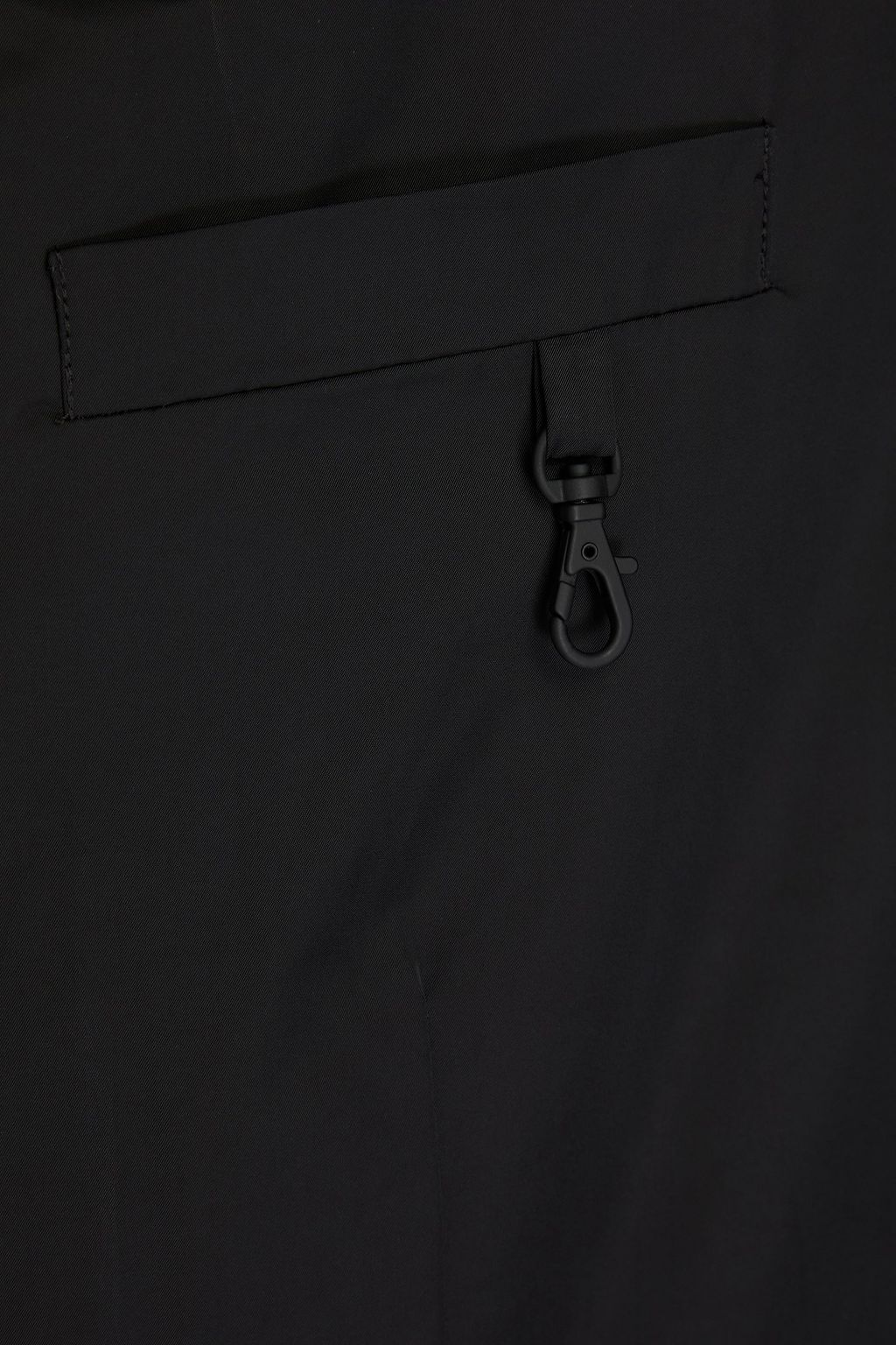EMPORIO ARMANI جاكيت بقبعة مصنوع من قماش عازل