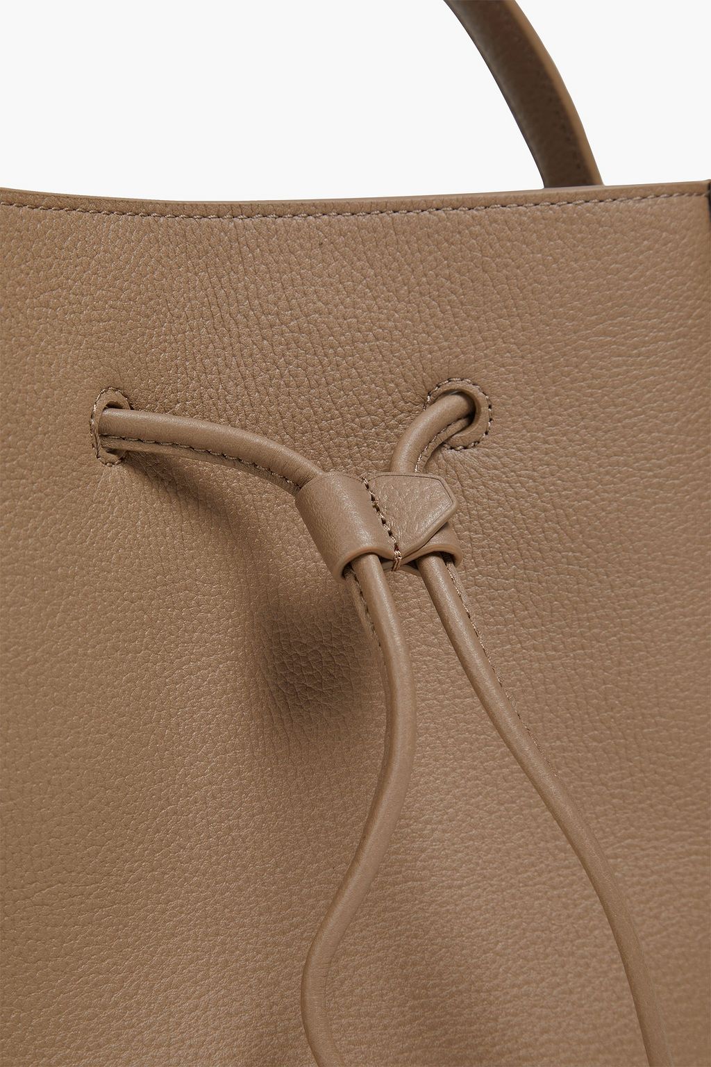 3.1 PHILLIP LIM حقيبة باكيت مصنوعة من الجلد المُحبّب