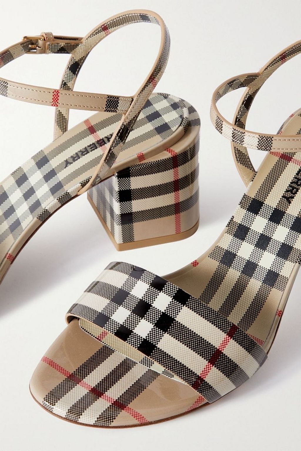 BURBERRY صندل من الجلد مزين بنقشة مربعات