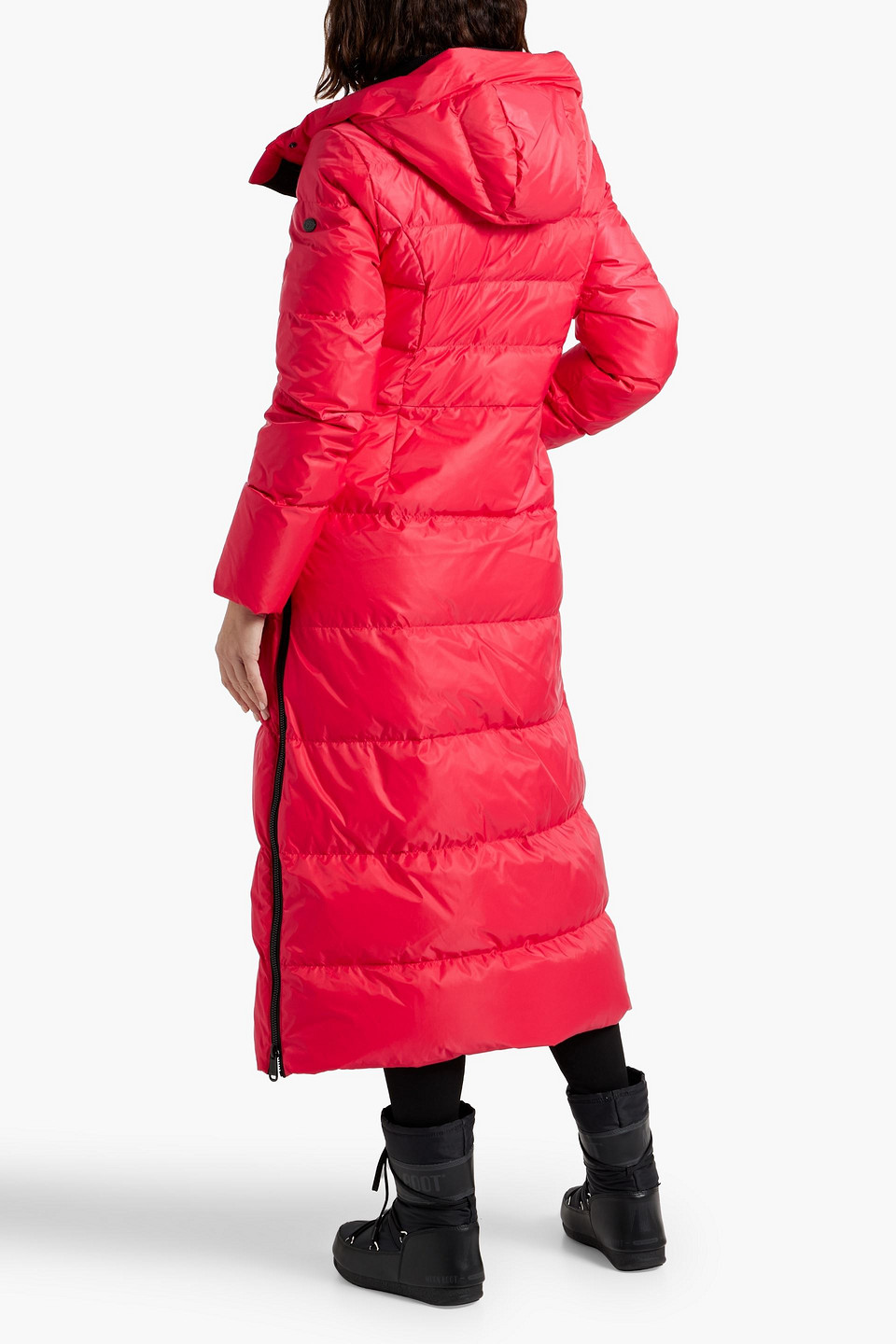 Goldbergh Cascade Quilted Hooded Down Ski Jacket In Crimson