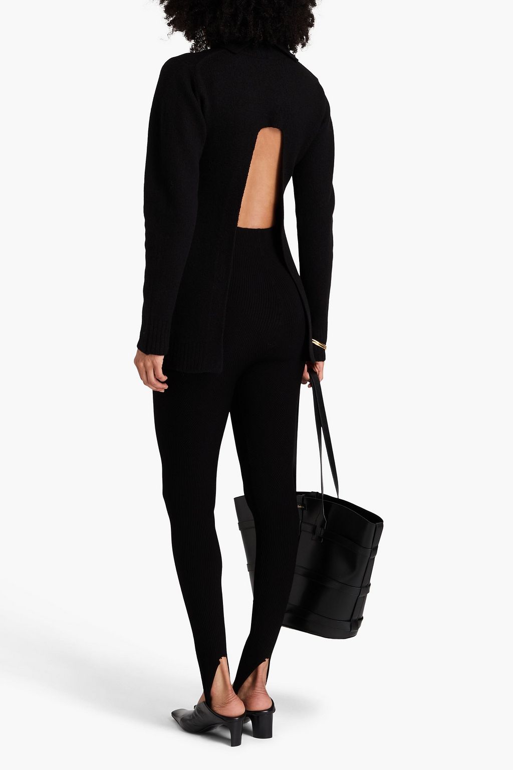 JIL SANDER كنزة رياضية بياقة عالية من الصوف ومزينة بفتحات