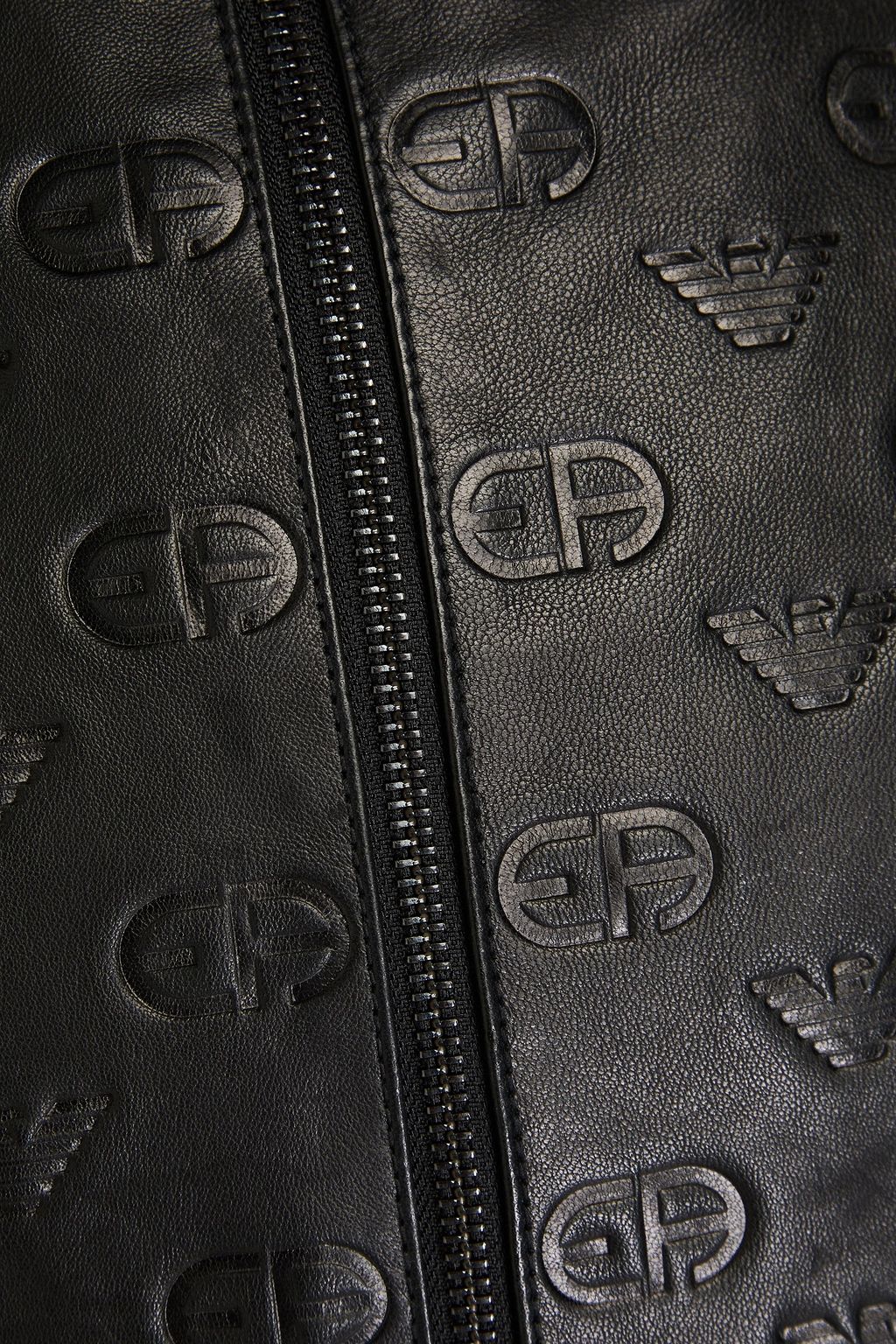 EMPORIO ARMANI جاكيت من الجلد المنقوش