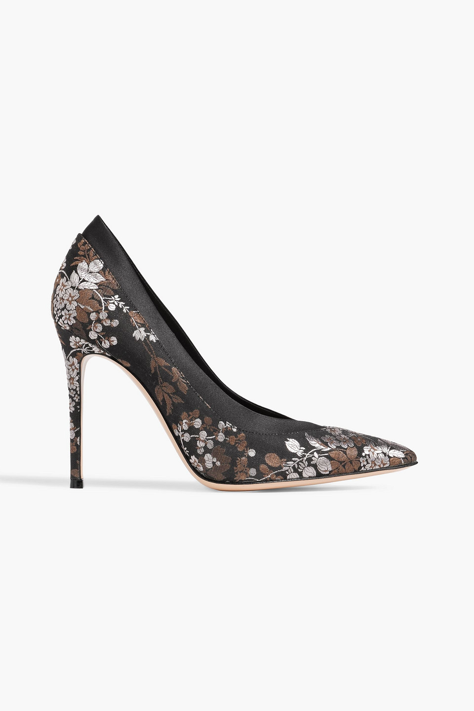 Kimono brocade pumps