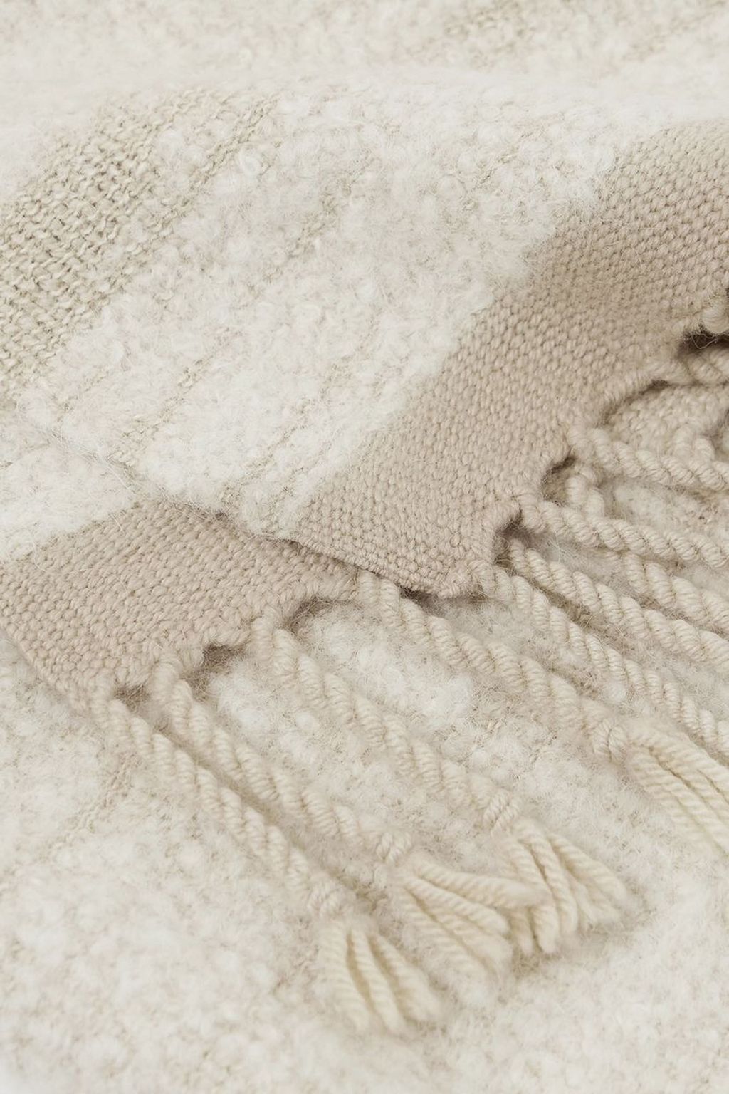 LAUREN MANOOGIAN Fringed alpaca and wool-blend bouclé scarf