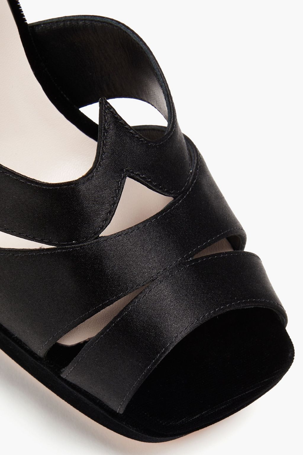 ROGER VIVIER صندل بنعل سميك من الساتان
