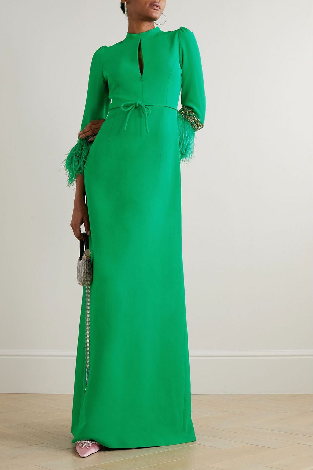 ANDREW GN Robe aus Cady mit Federn und Verzierungen