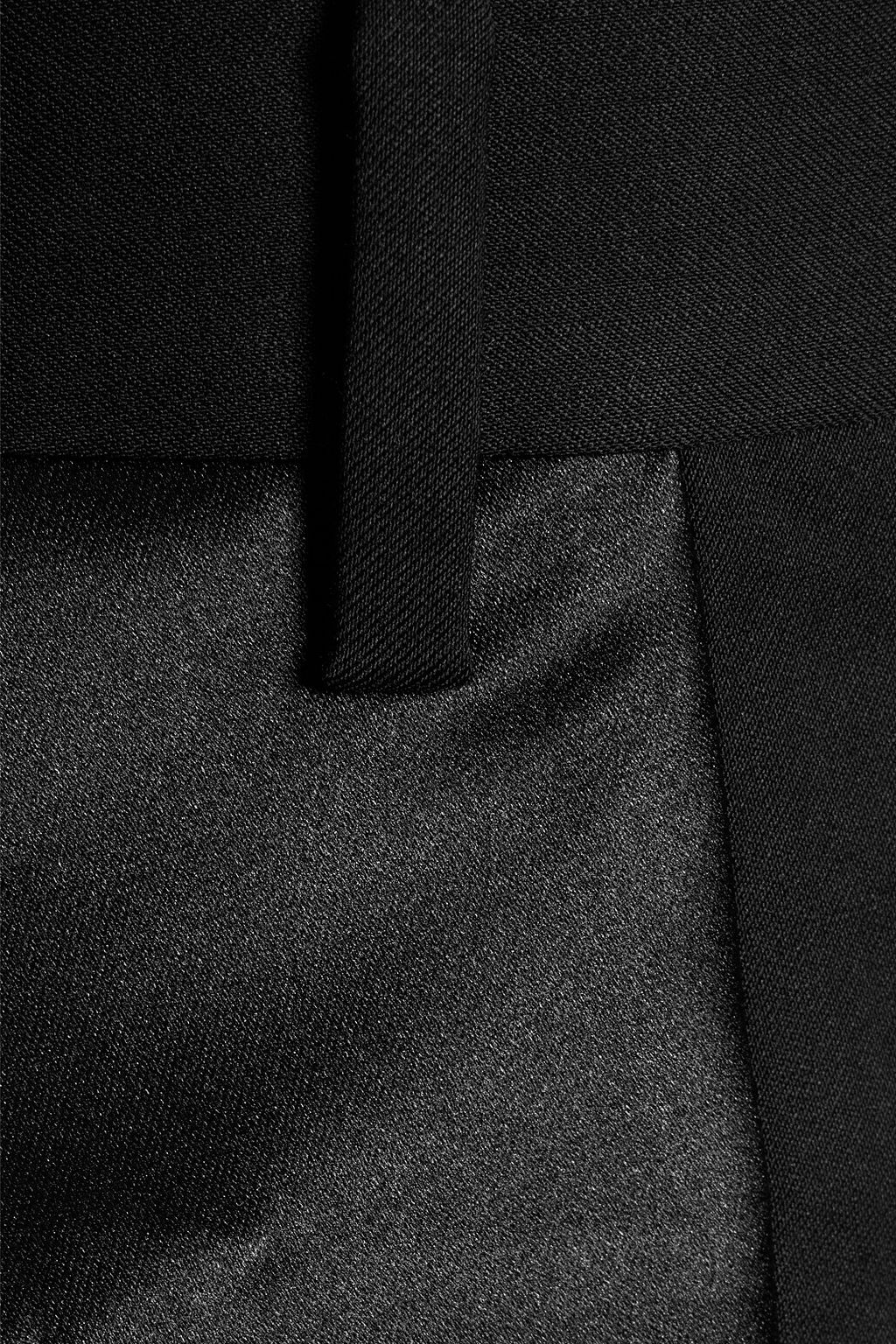 HELMUT LANG بنطال من الصوف بحواف من الساتان وبأرجل ضيقة