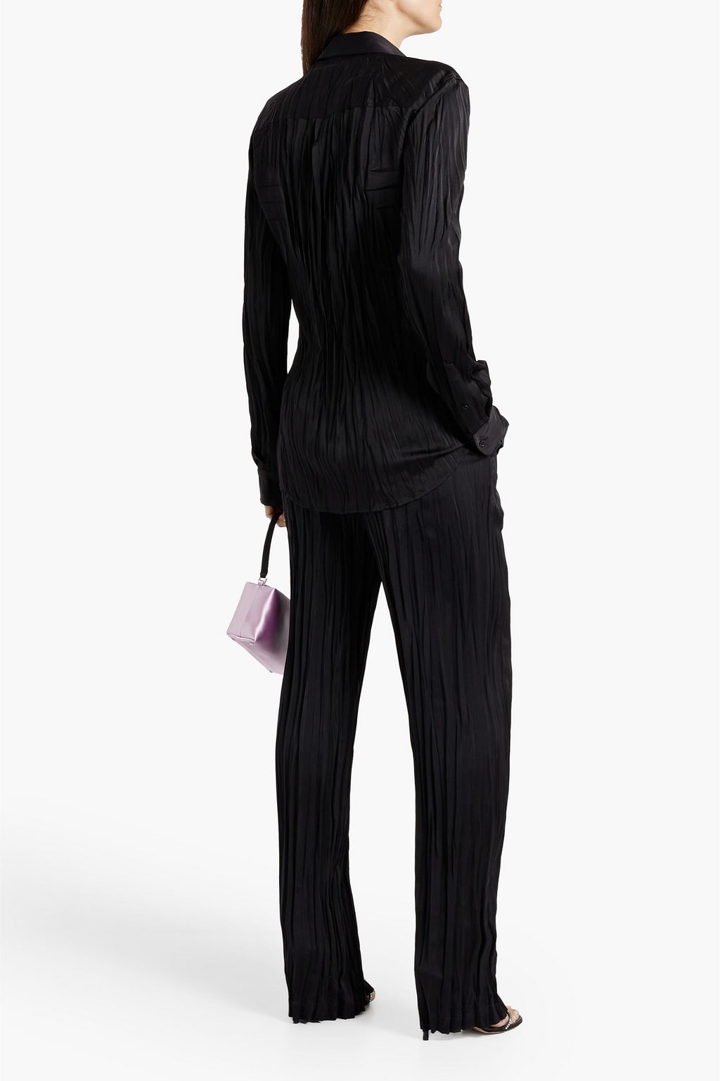 HELMUT LANG بنطال من ساتان كريب بتجعيدات رفيعة وبأرجل مستقيمة