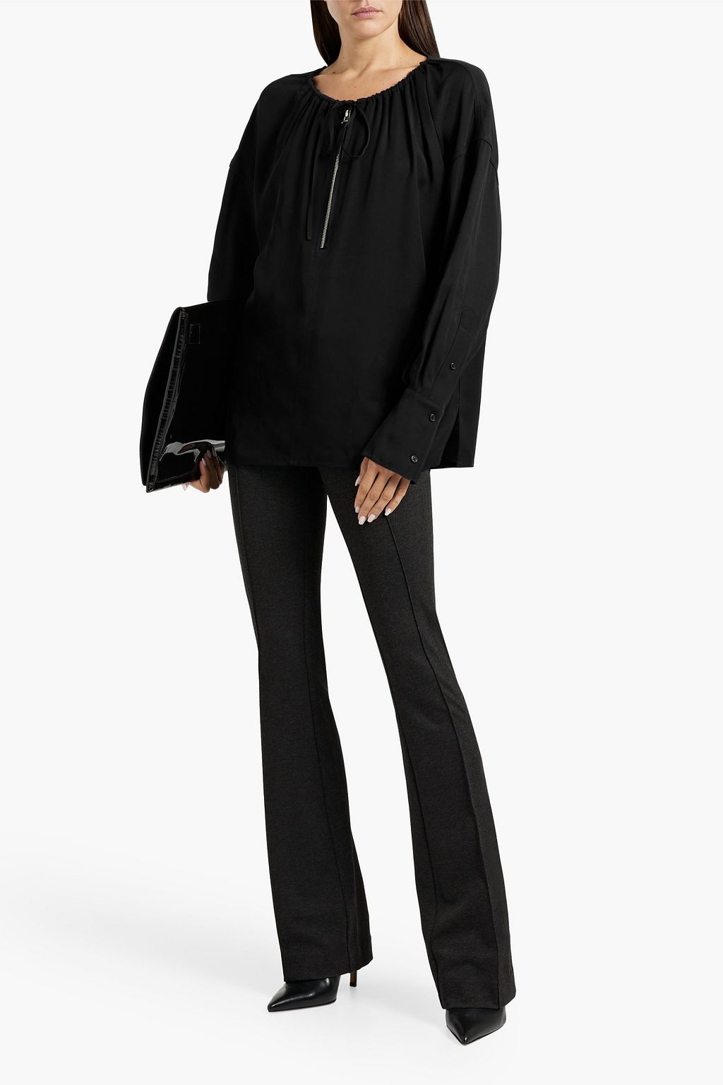 HELMUT LANG بنطال بقصّة بوت كت من التويل المطاط