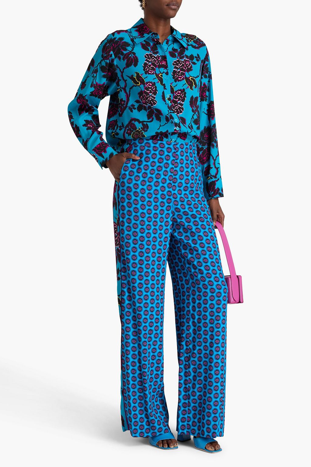 DIANE VON FURSTENBERG بنطلون"سارينا" من الحرير الصيني بأرجل واسعة ومزين بطبعات