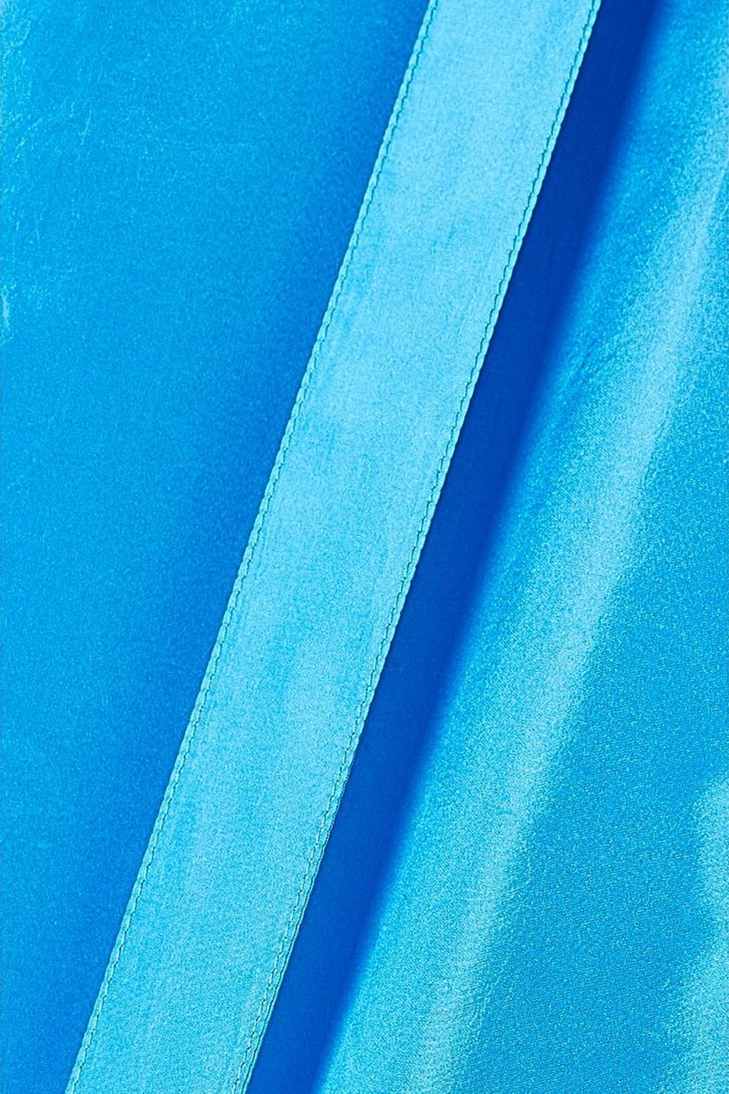 VALENTINO GARAVANI Pussy-bow silk-taffeta shirt
