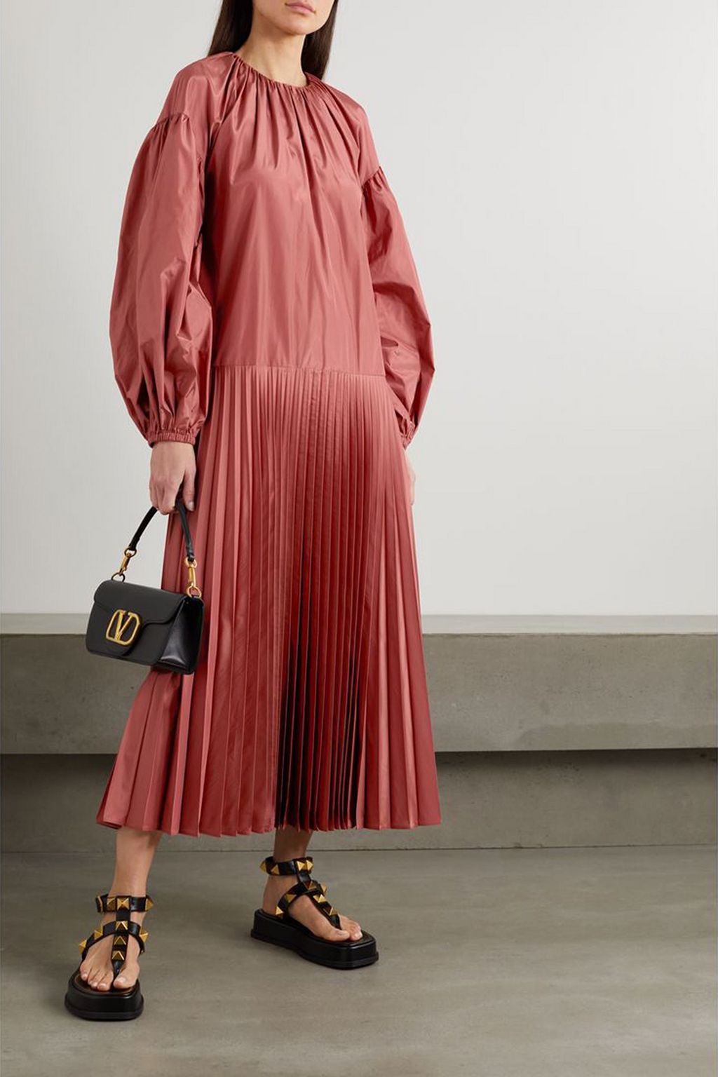 VALENTINO GARAVANI シルク混サテン ミディ丈ワンピース プリーツ入り