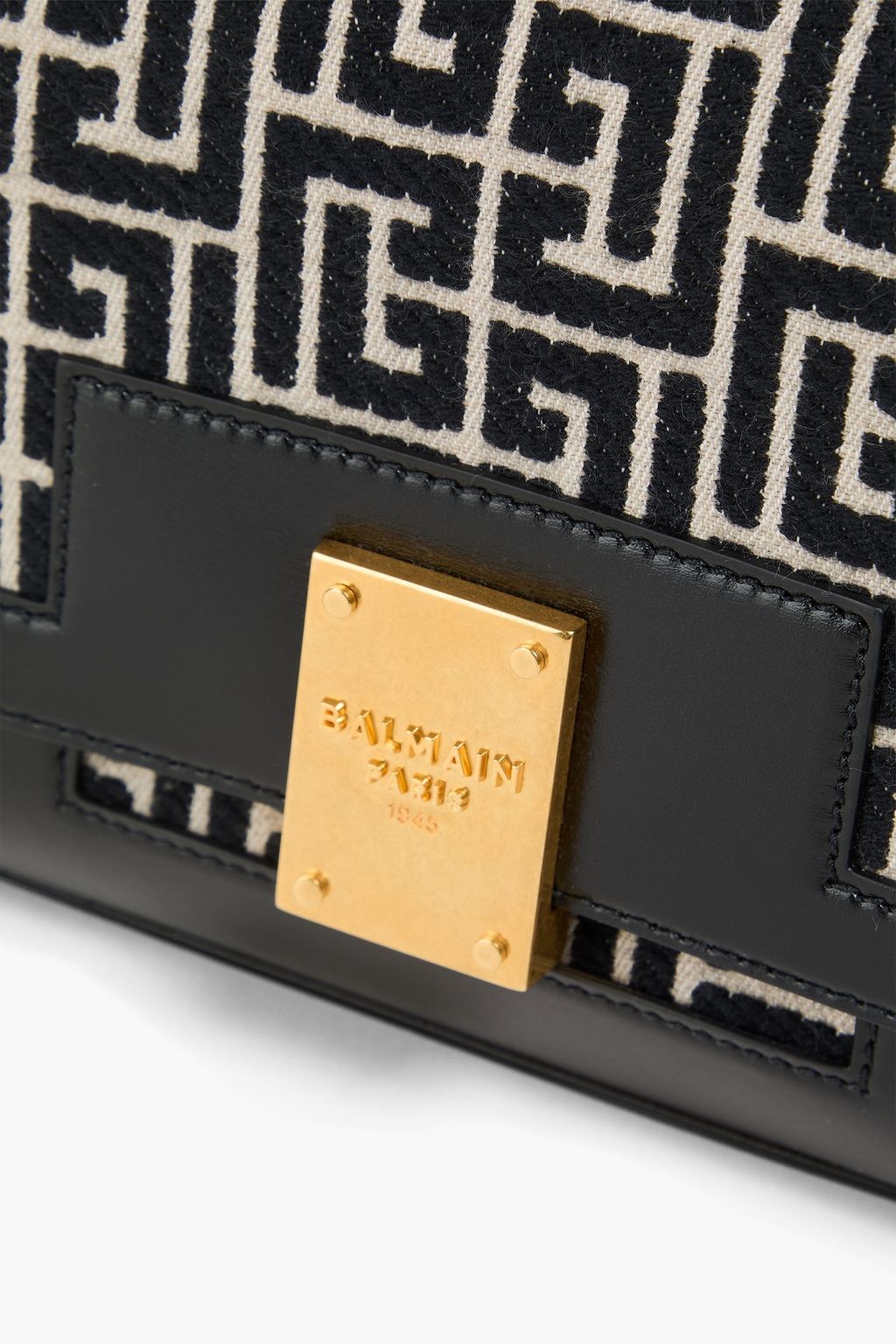 BALMAIN حقيبة كتف مصنوعة من الجاكار