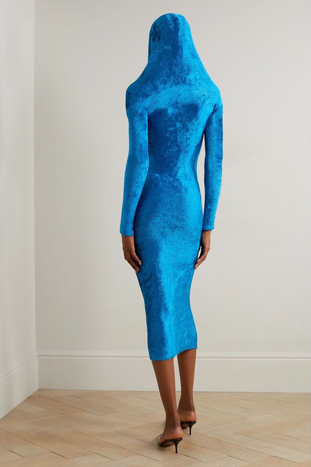 ALAÏA Off-the-shoulder stretch-velvet midi dress | THE OUTNET