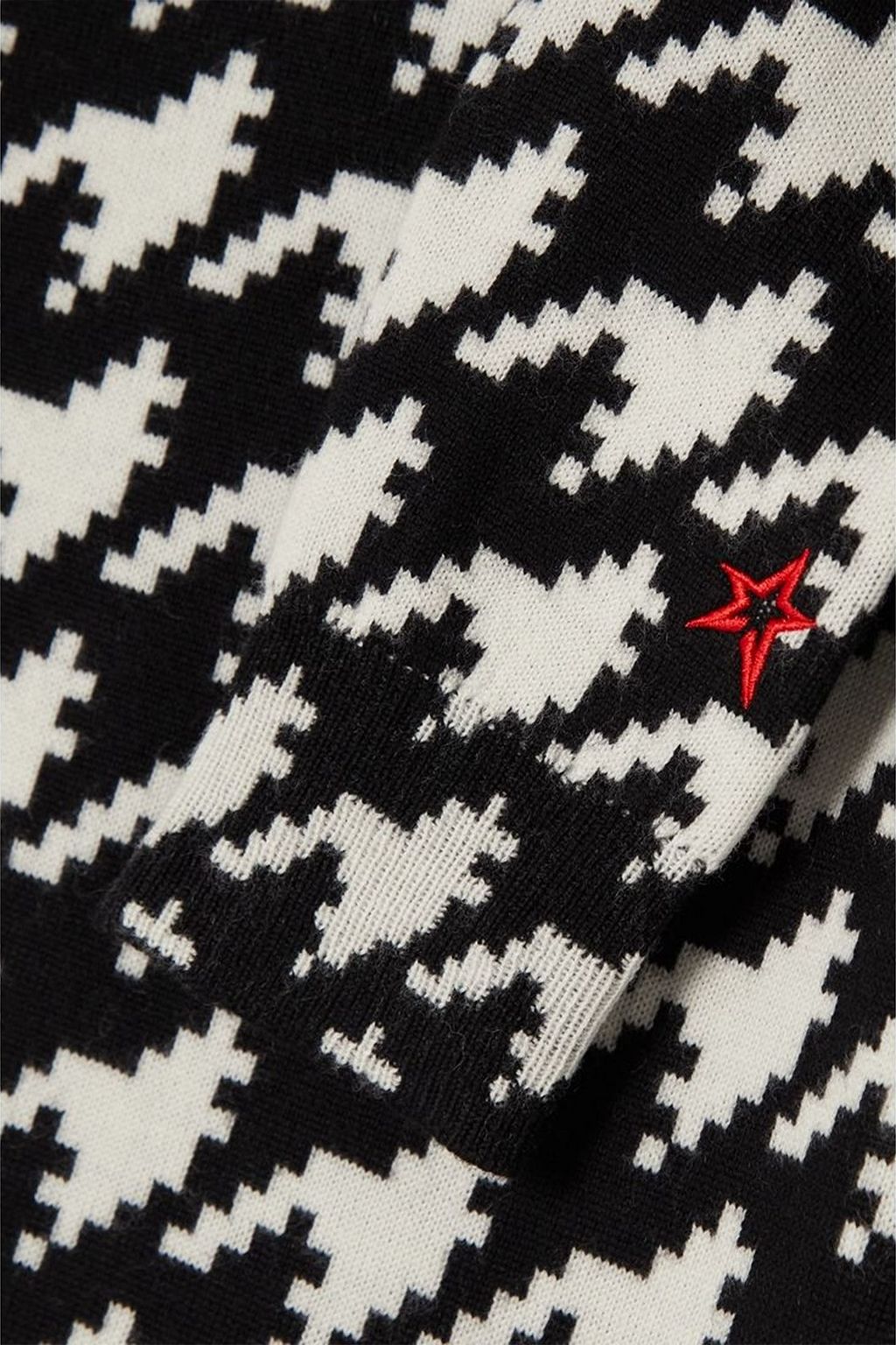 PERFECT MOMENT Houndstooth merino wool turtleneck sweater