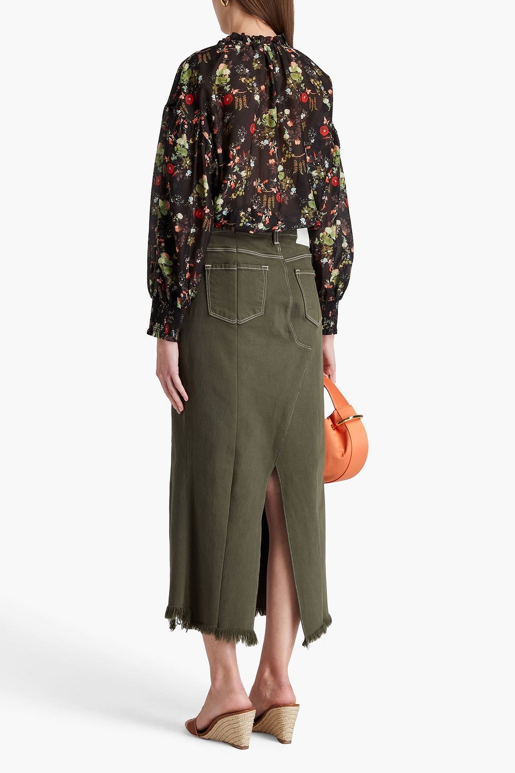 ALICE + OLIVIA بلوزة من مزيج الحرير والقطن مزينة بطبعة الأزهار