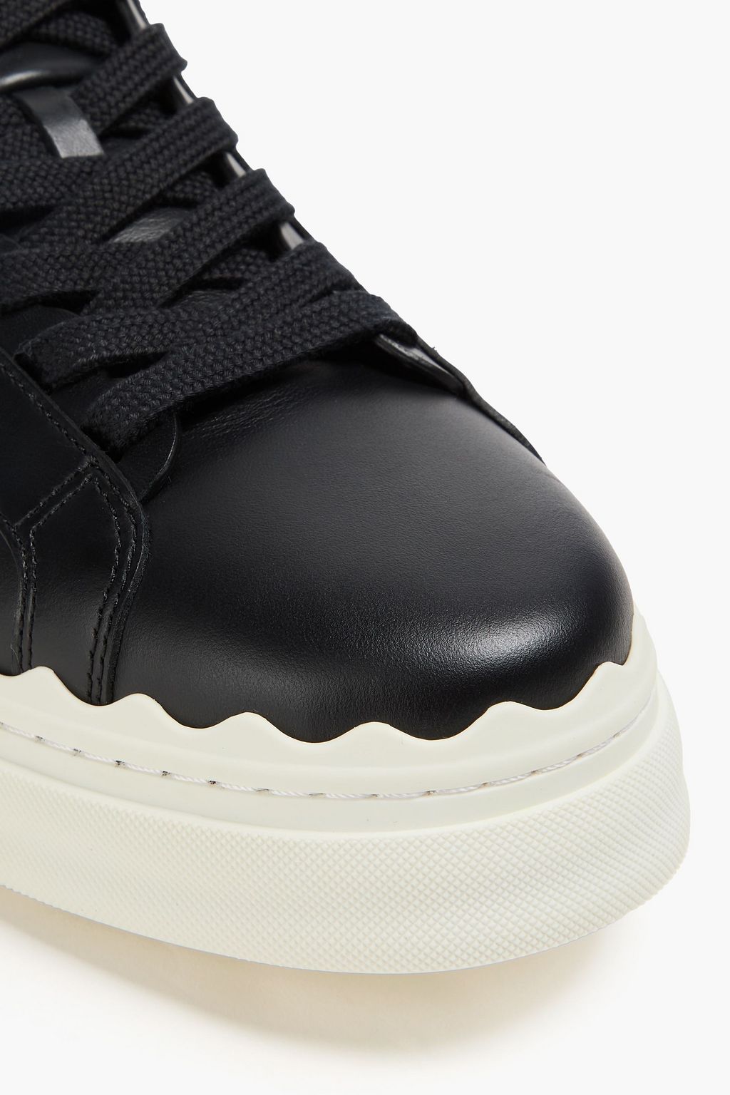 CHLOÉ Lauren scalloped leather sneakers