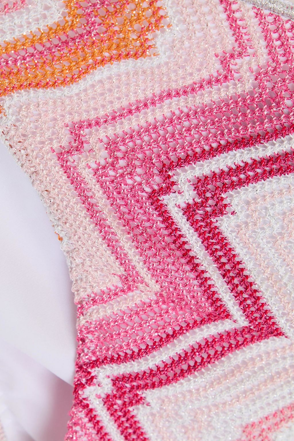 MISSONI بيكيني بكتف واحد من نسيج بحبكة كروشيه بلون معدني