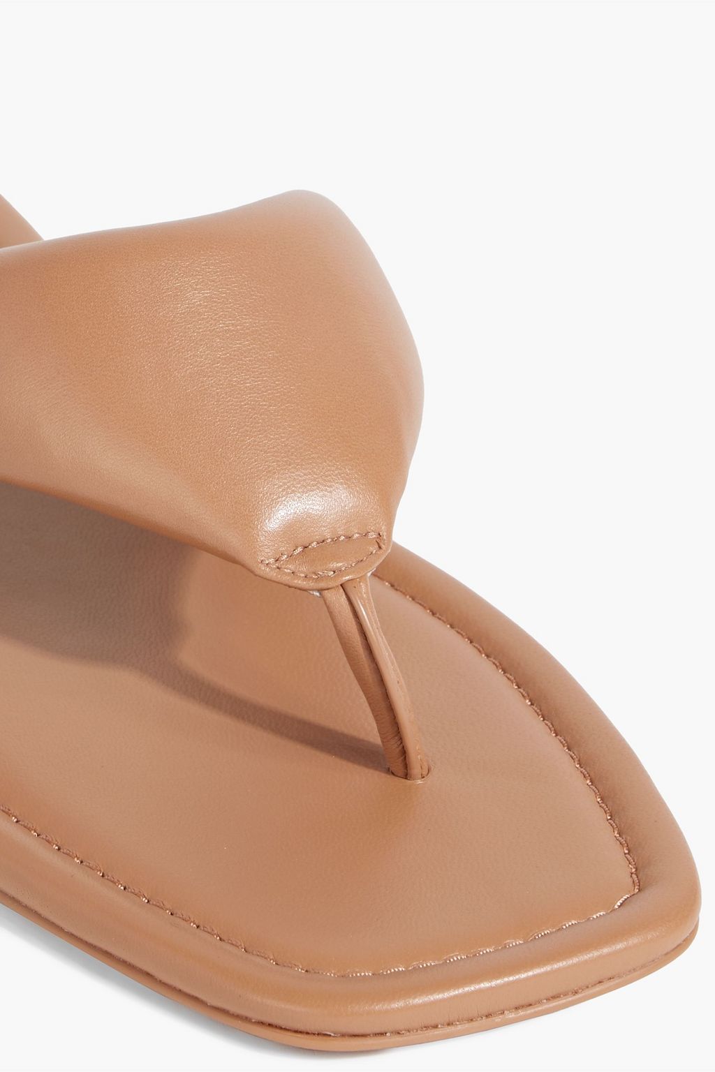 STUART WEITZMAN خفافات "ماوي" من الجلد المبطّن