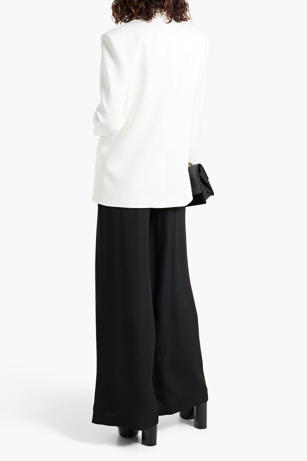 ALICE + OLIVIA بليزر "ديب" من ساتان كريب
