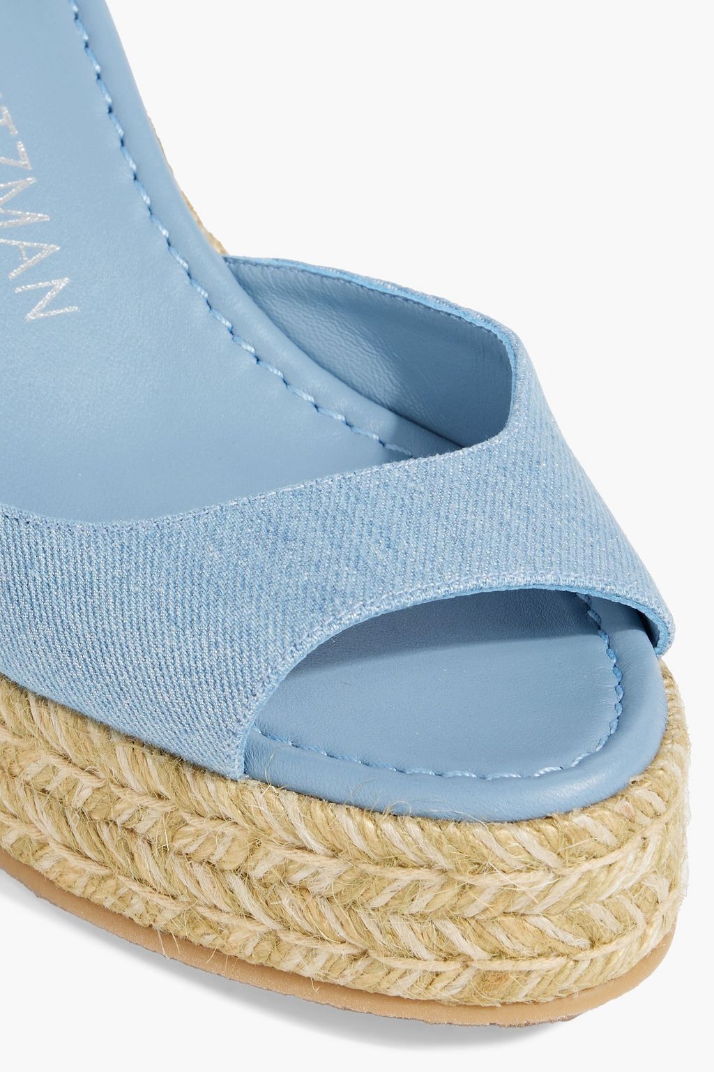 STUART WEITZMAN صندل إسبادريل بكعب إسفيني من الدنيم بلون معدني