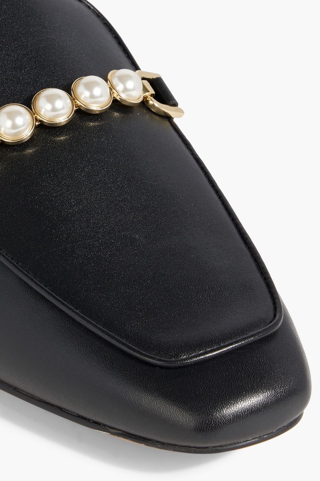 STUART WEITZMAN حذاء ميول "بيرلا" من الجلد بتصميم مزركش