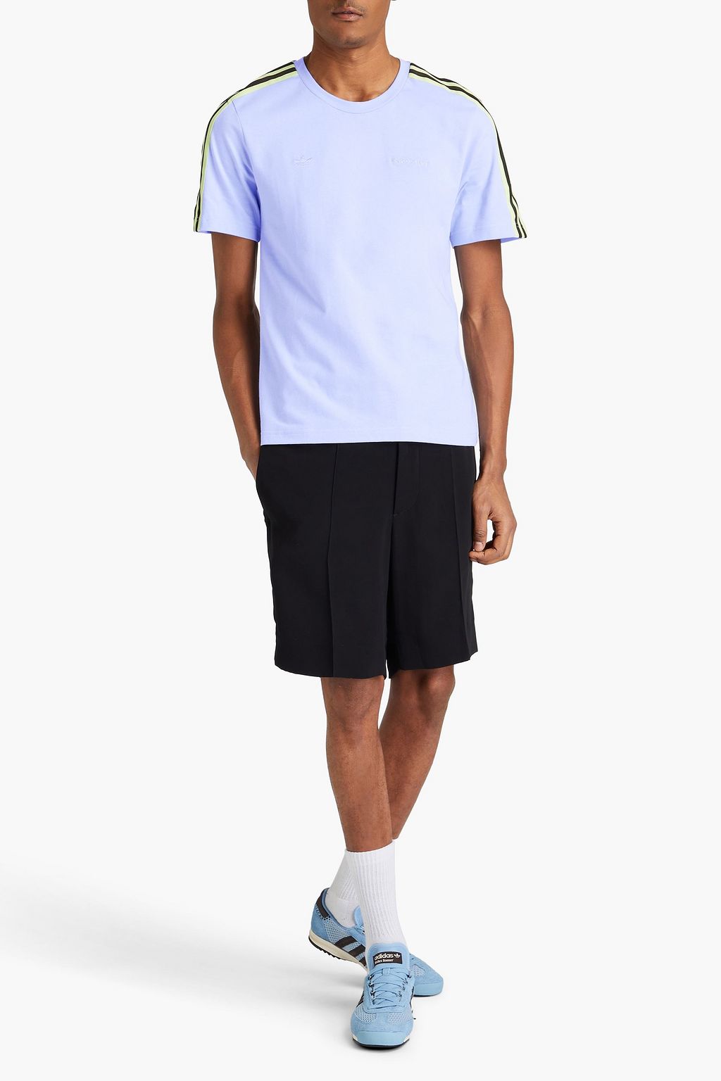 ADIDAS ORIGINALS BY WALES BONNER تي شيرت من قطن الجيرسي بتصميم مطرّز