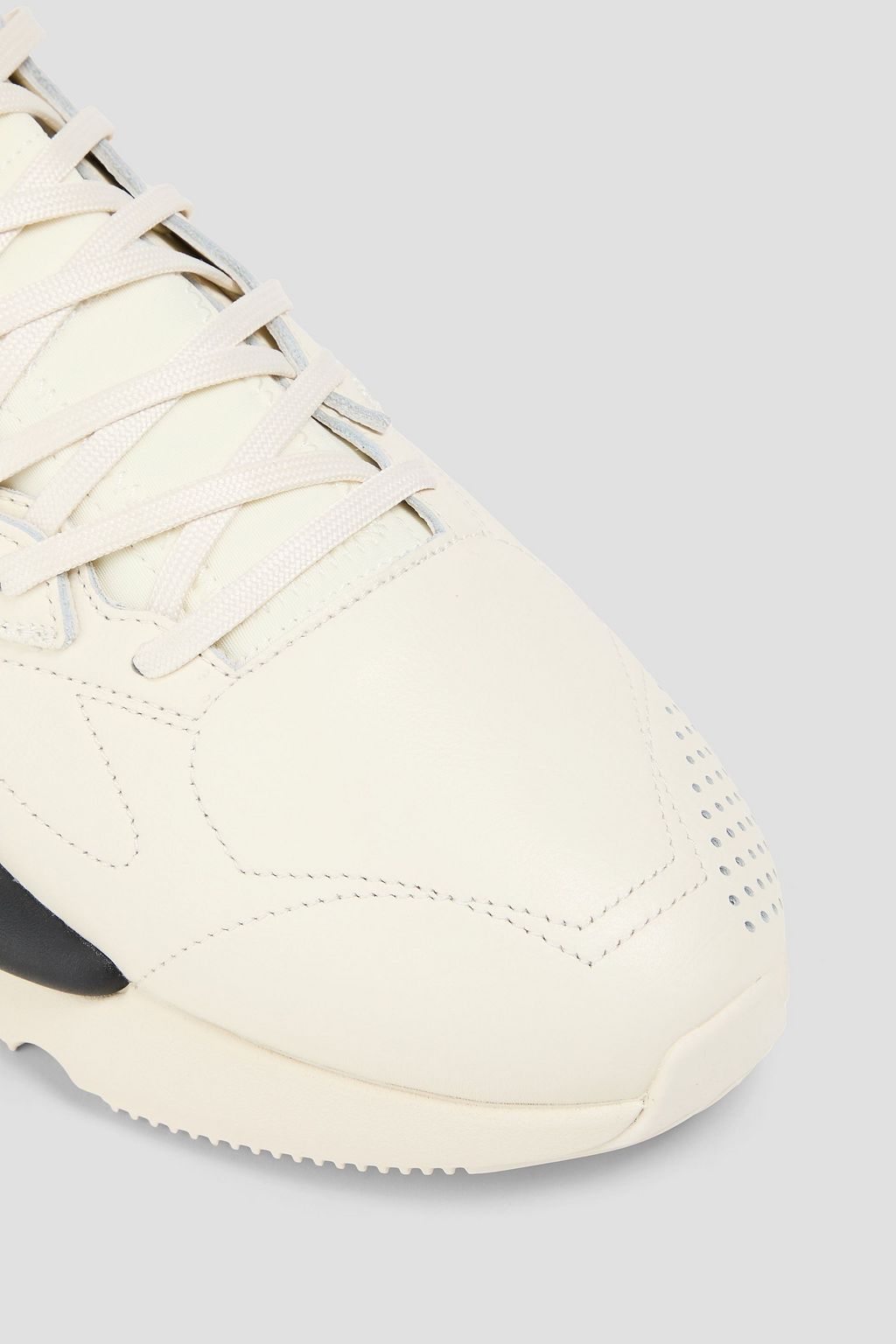 Y-3 카이와 퍼포레이트 디테일 가죽 & 스쿠버 스니커즈