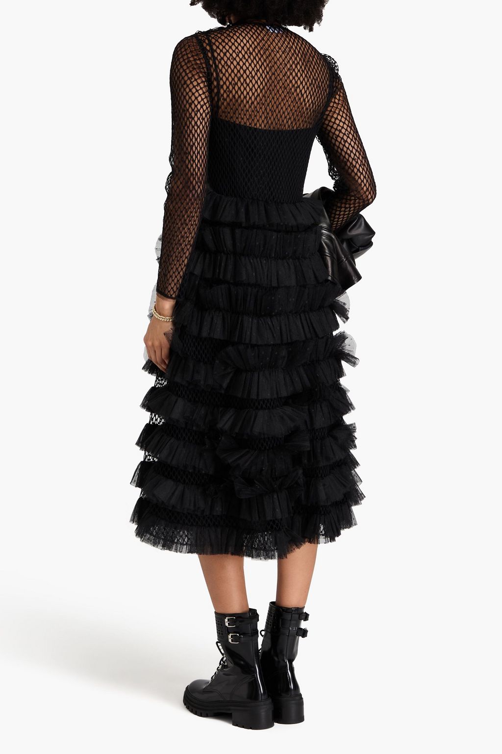 REDVALENTINO فستان متوسط الطول من قماش بوان ديسبري بطبقات متدرجة ومزين بربطة بشكل فراشة