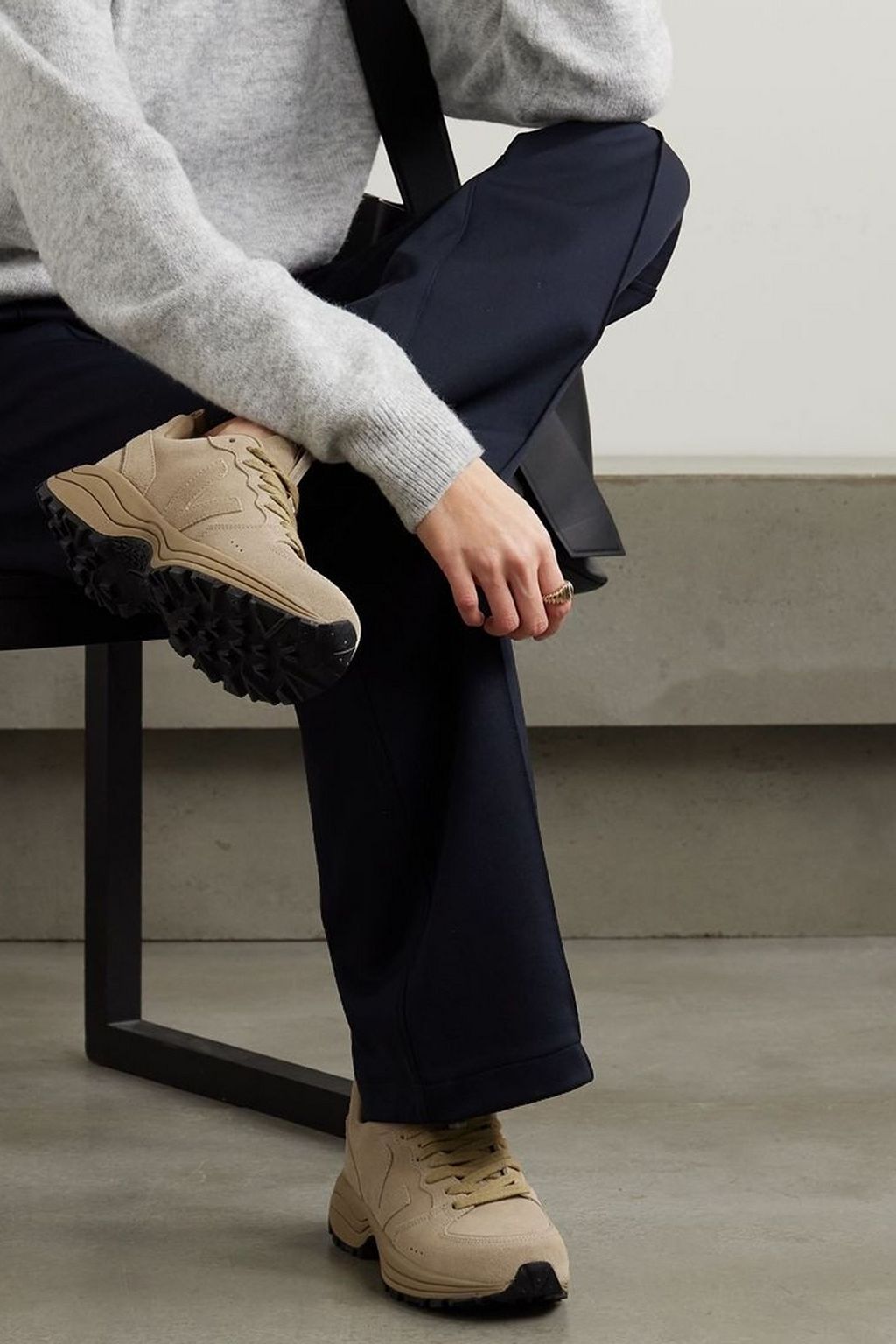 VEJA Venturi VC suede sneakers