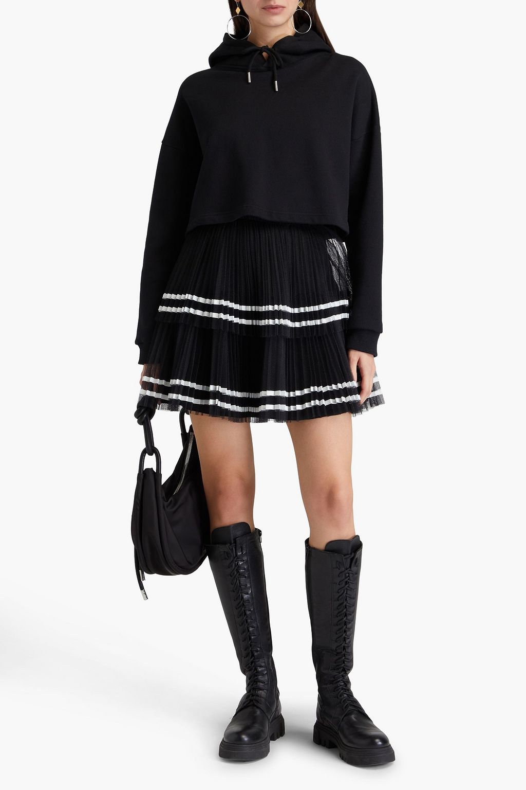 REDVALENTINO تنورة مخططة قصيرة من التول مزينة بكسرات