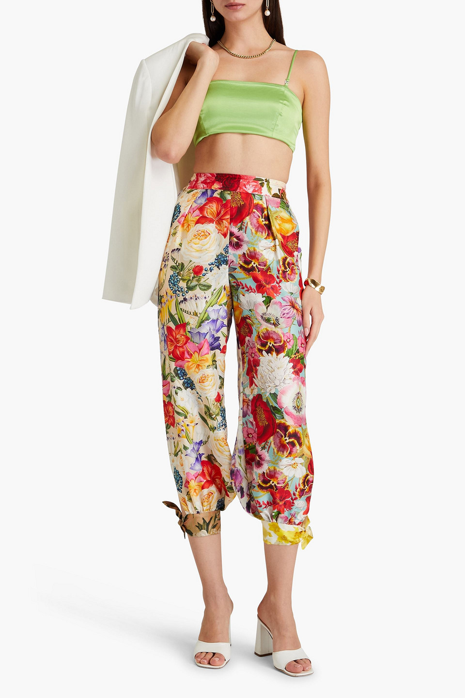 Zimmermann Cropped Karottenhose Aus Seide Mit Floralem Print In Bunt