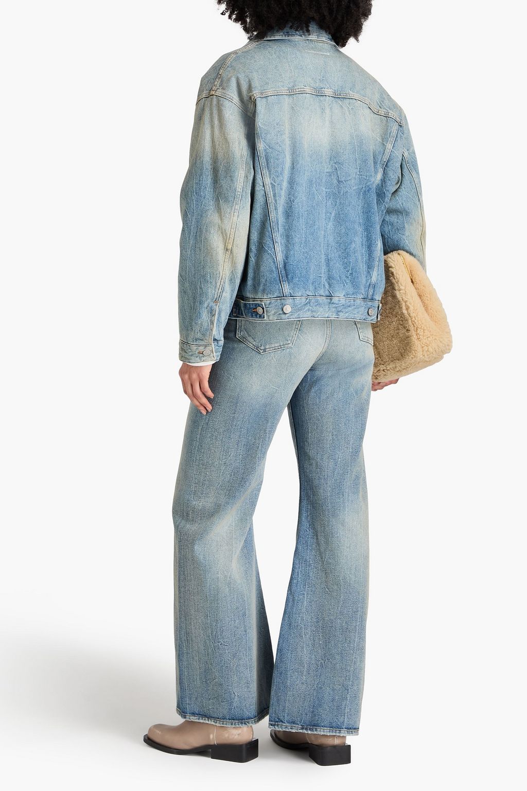 MM6 MAISON MARGIELA جاكيت من الدنيم بلون باهت
